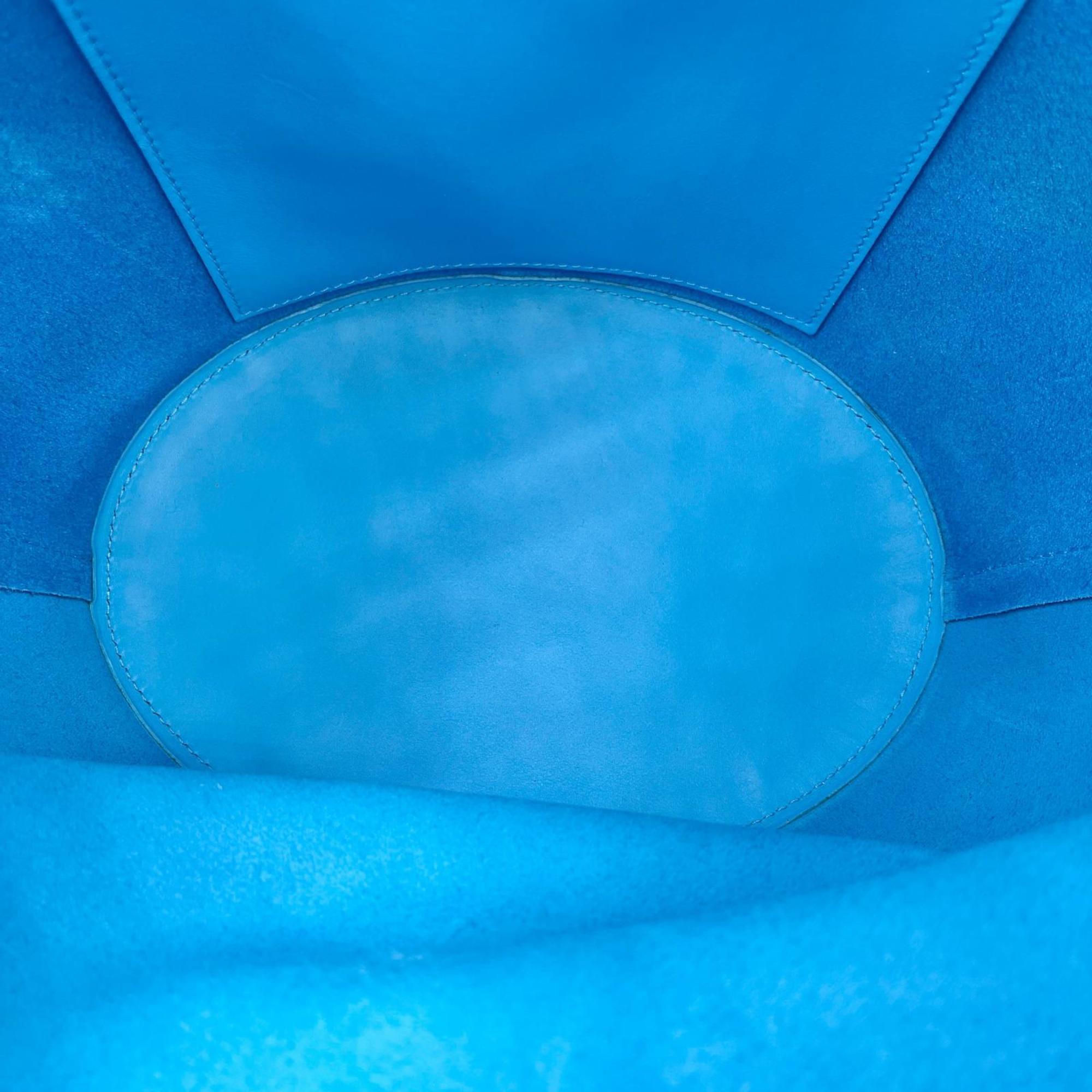 Loewe Black Light Blue Leather Shoulder Bag (Pre-Owned)