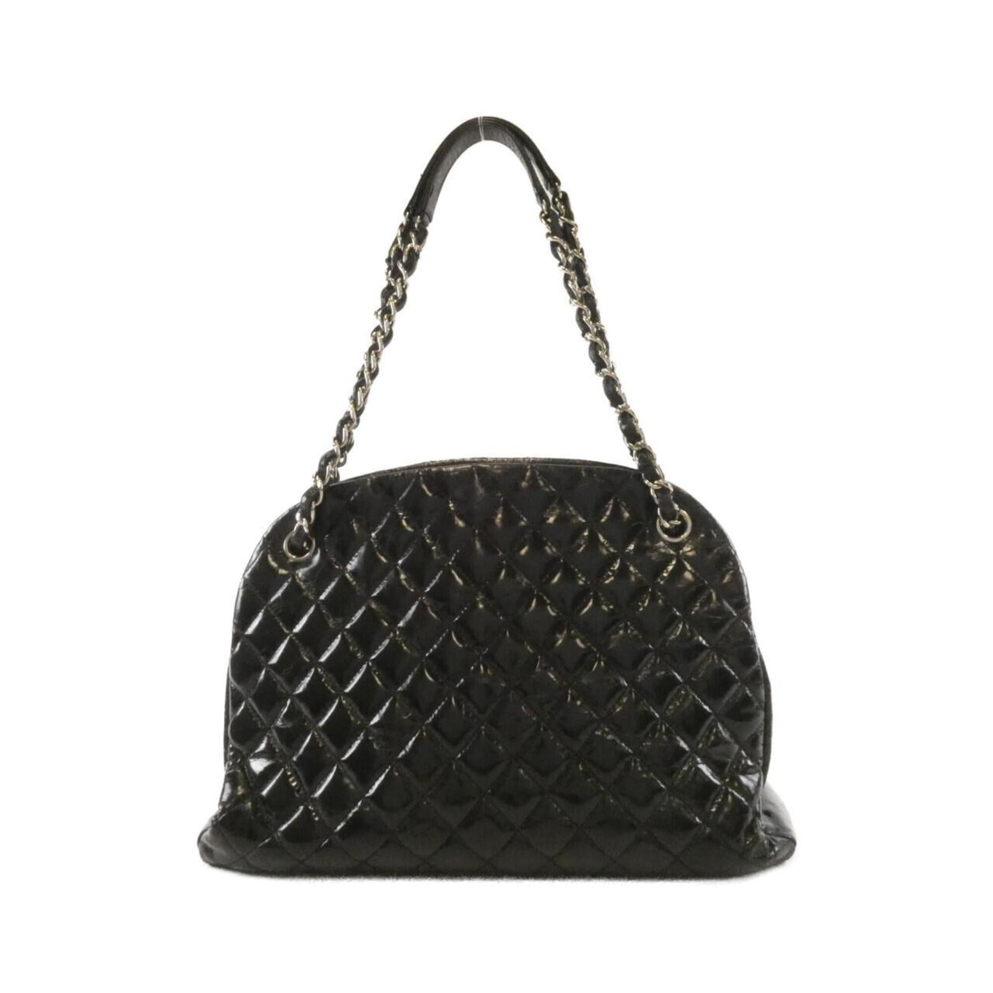 Chanel Black Leather Shoulder Bag (Pre-Owned)