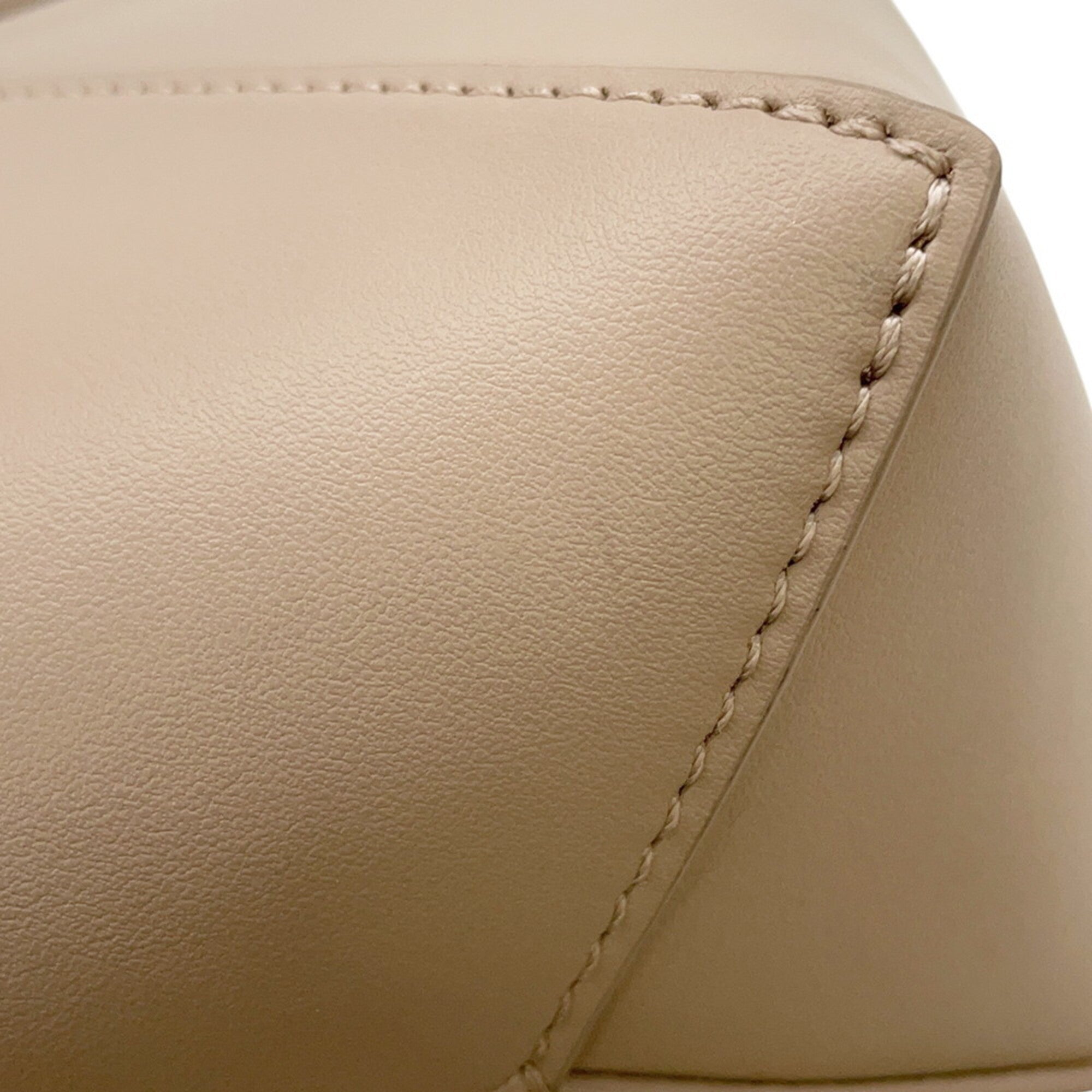 Loewe Sand Leather Handbag Tote Bag (Pre-Owned)
