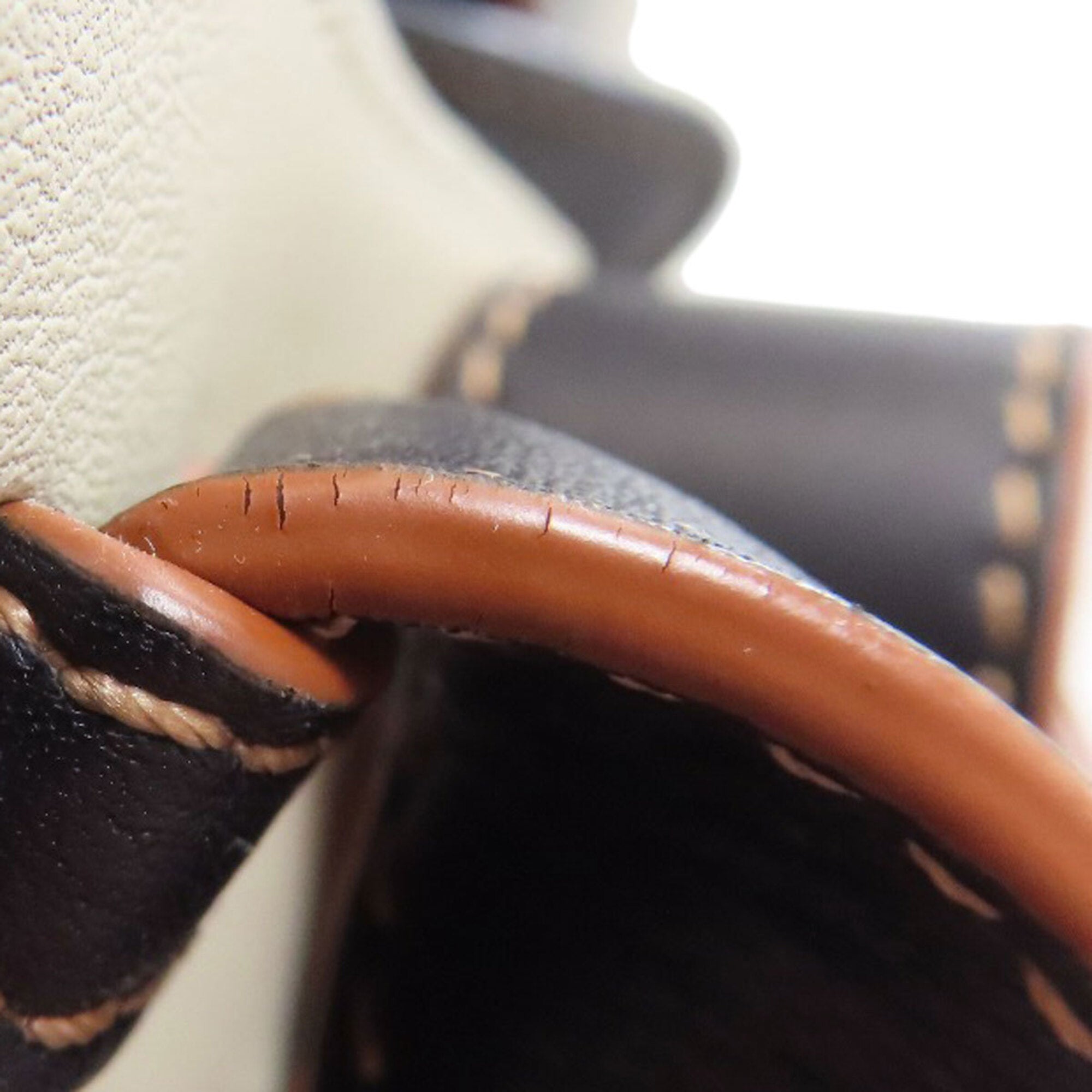 Loewe Beige Black Canvas Leather Handbag (Pre-Owned)