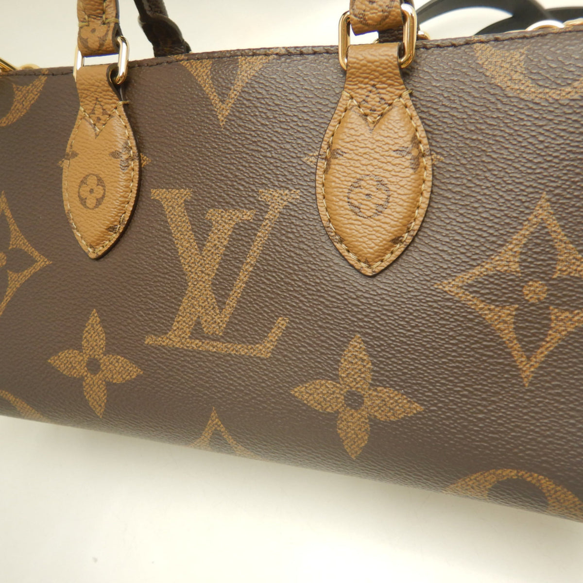 Louis Vuitton Brown Monogram Canvas Handbag (Pre-Owned)