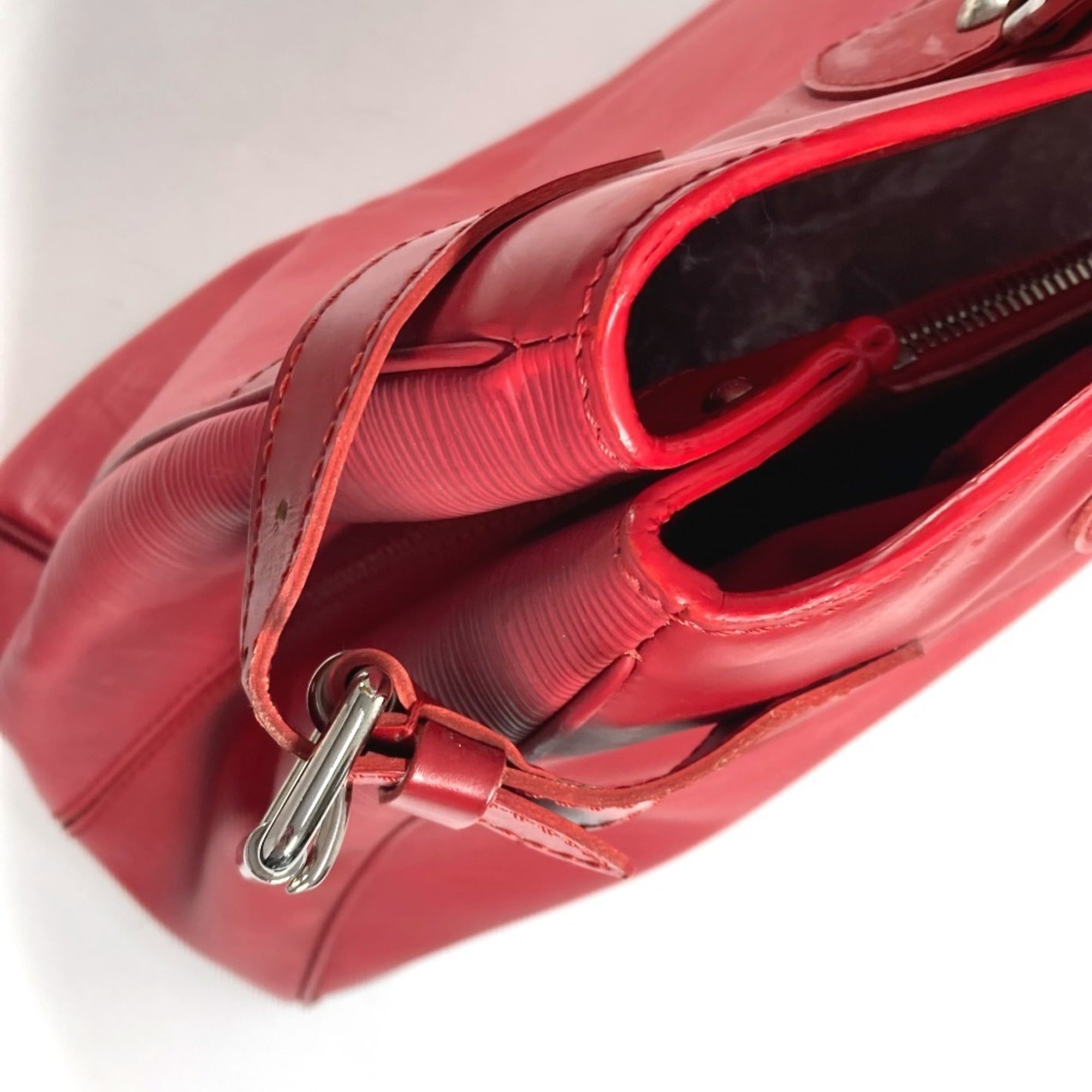 Louis Vuitton Red Color Epi Leather Handbag Shoulder Bag Tote Bag (Pre-Owned)