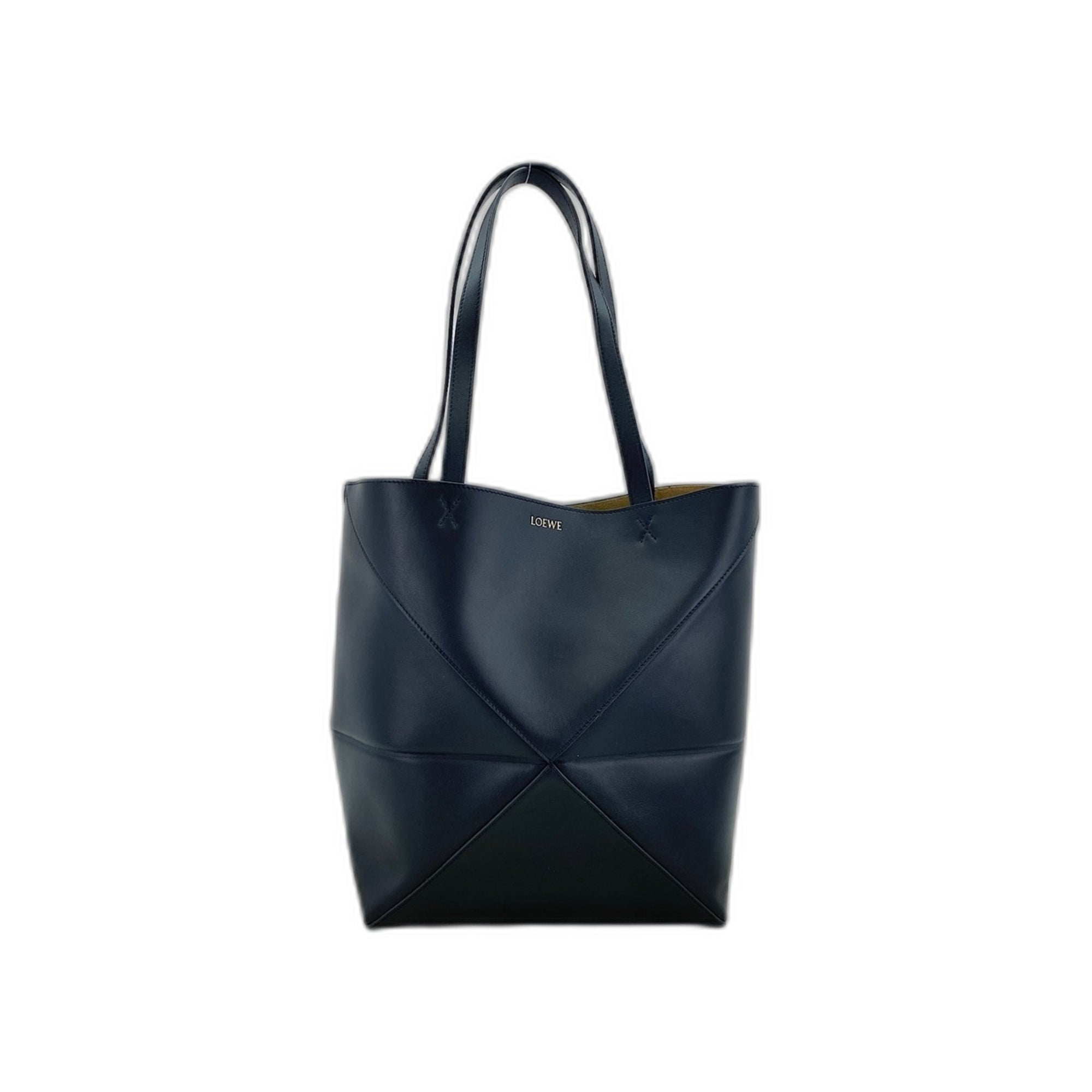Loewe Black Handbag (Pre-Owned)