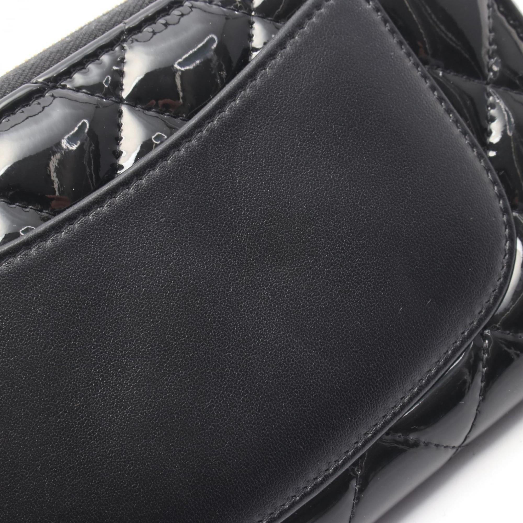 Chanel Black Patent Leather Long Wallet (Bi-Fold) (Pre-Owned)