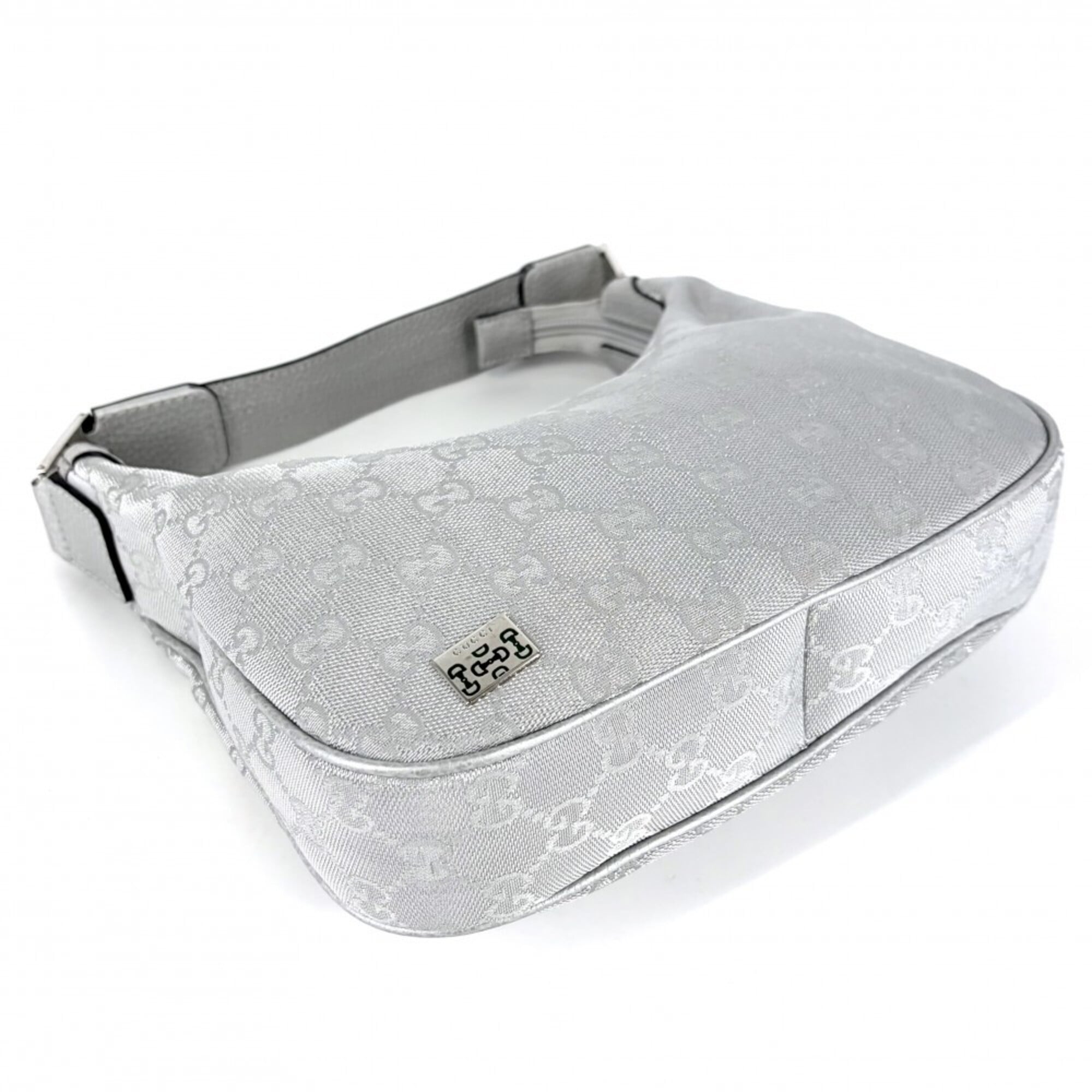 Gucci Silver Gg Plus Leather Handbag (Pre-Owned)