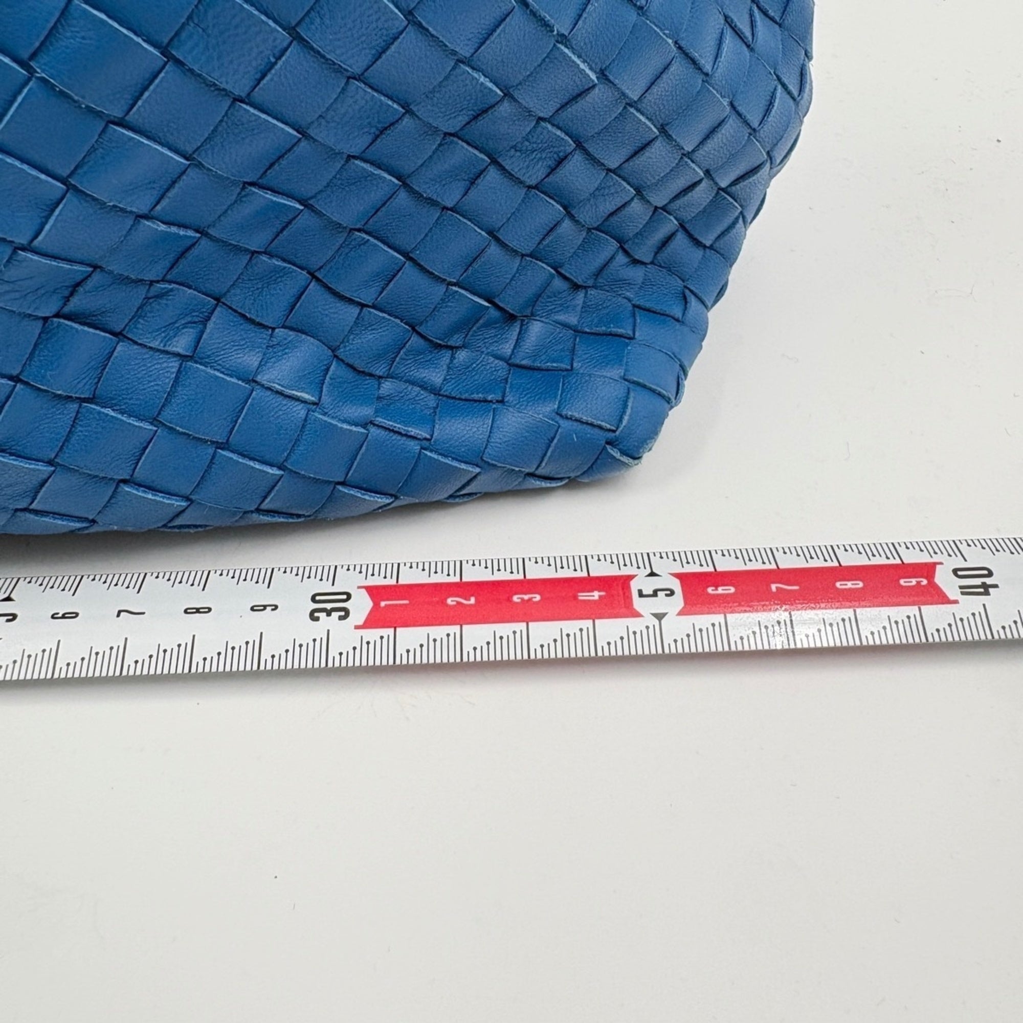 Bottega Veneta Blue Intrecciato Tote Bag (Pre-Owned)