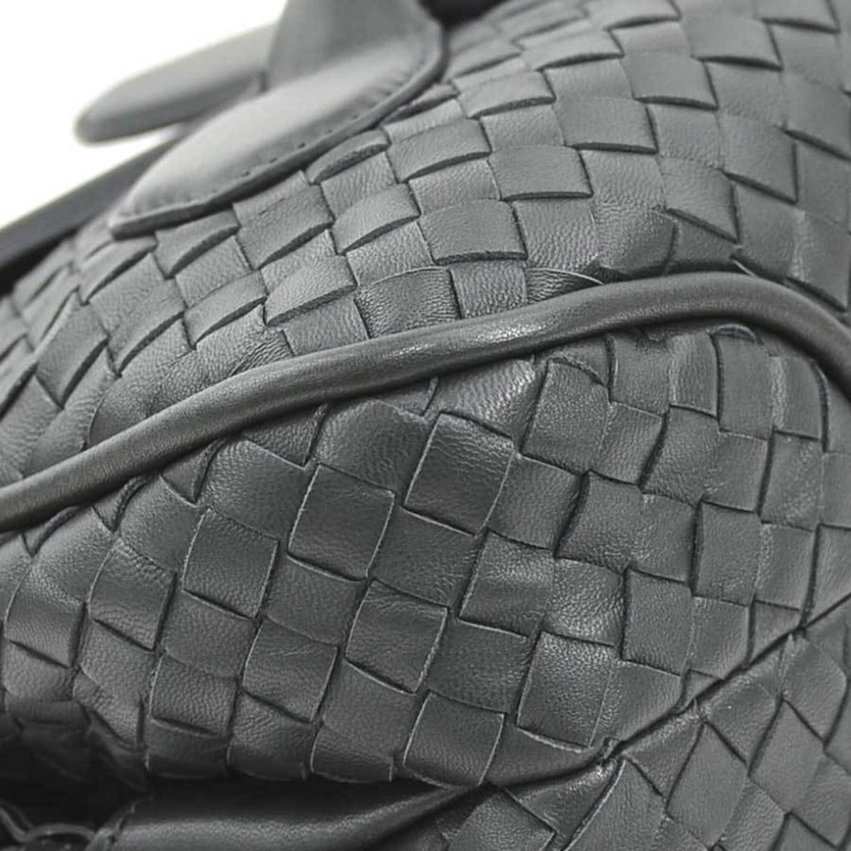 Bottega Veneta Charcoal Gray Leather Shoulder Bag (Pre-Owned)