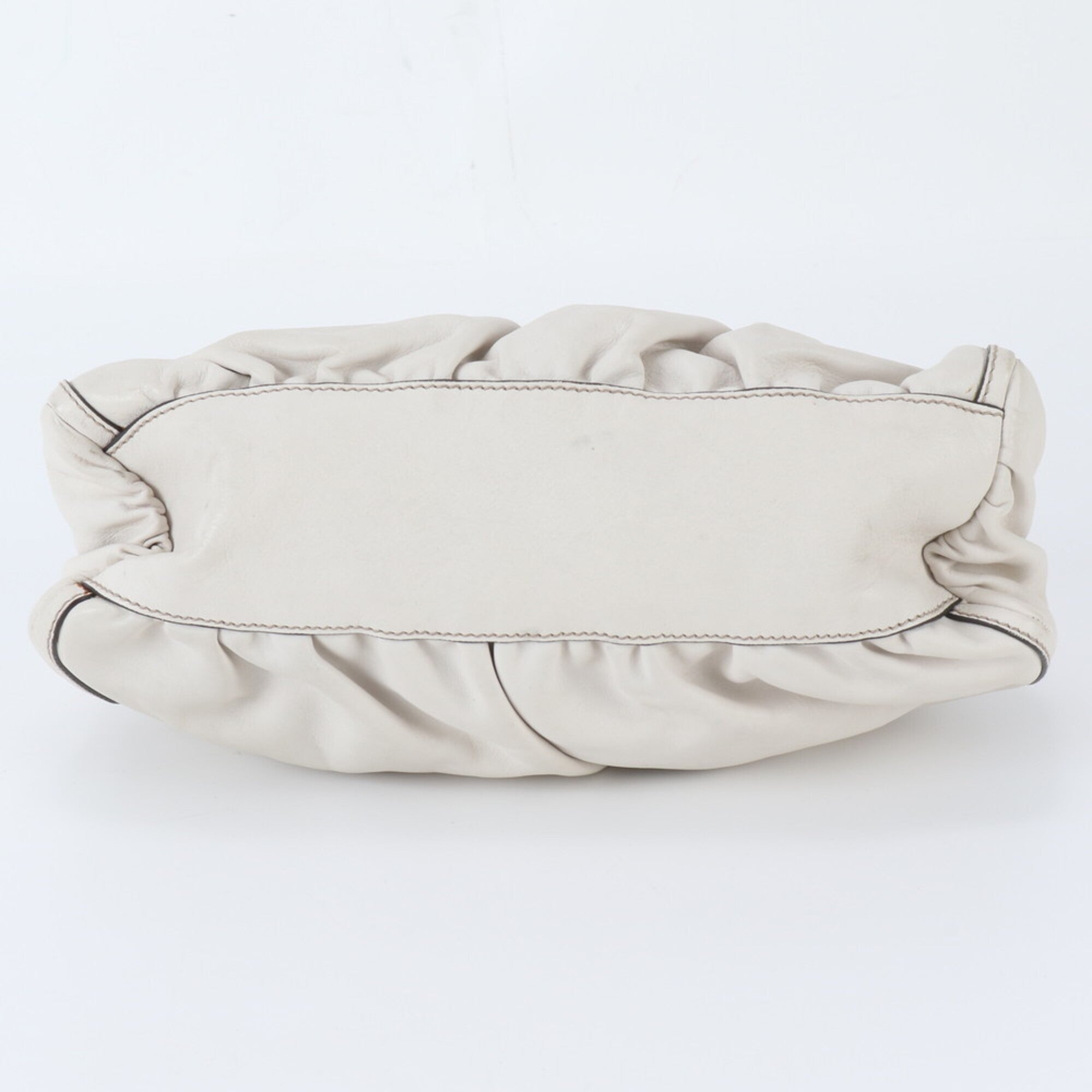 Gucci Abbey Ivory Leather Handbag Shoulder Bag (Pre-Owned)