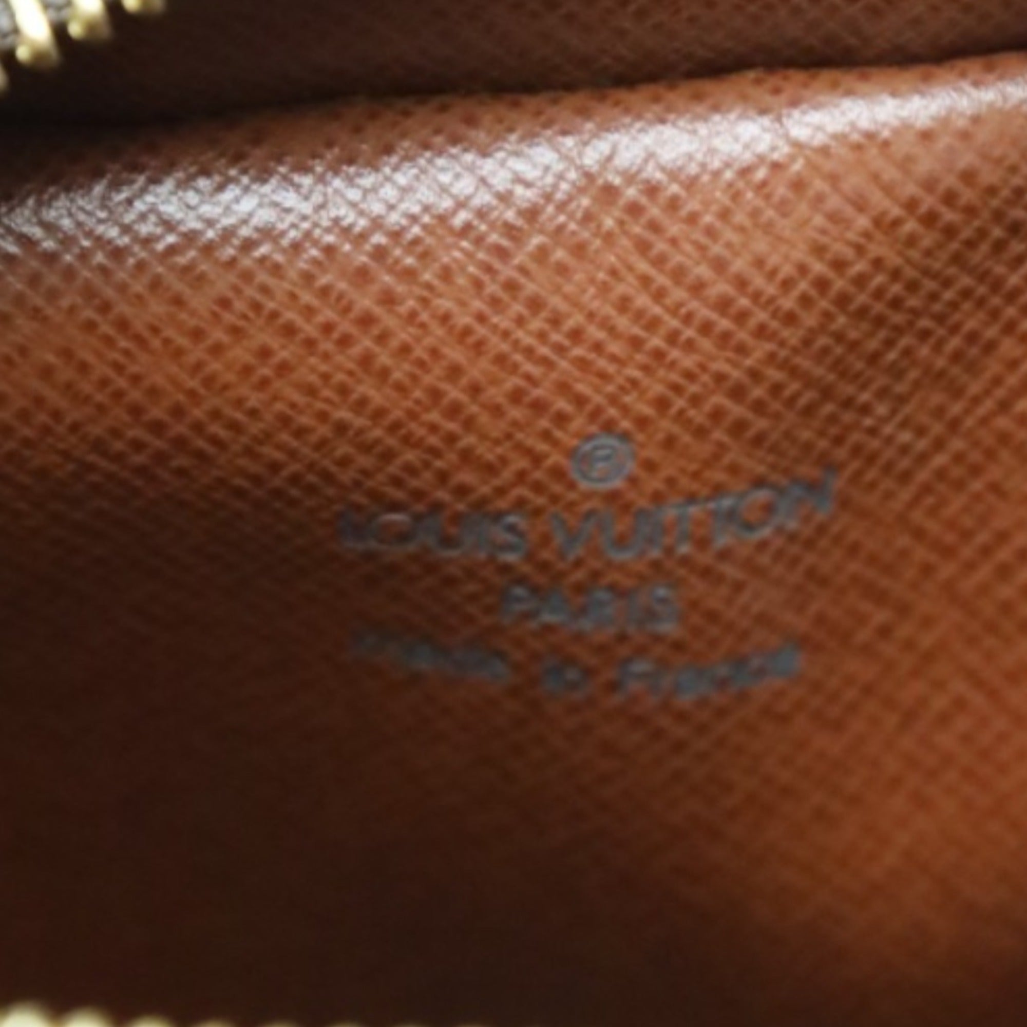 Louis Vuitton Brown Monogram Shoulder Bag (Pre-Owned)