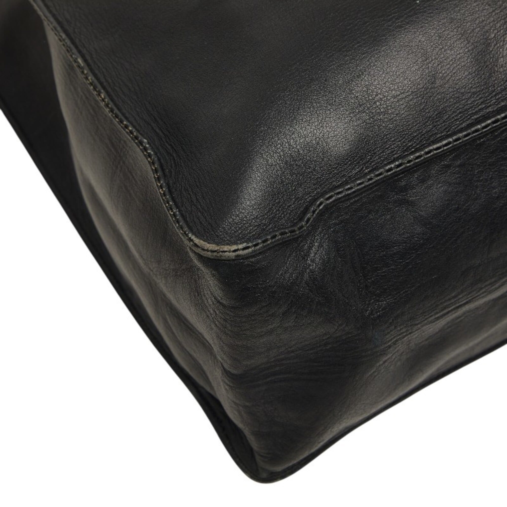 Chanel Brown Leather Tote Bag (Pre-Owned)