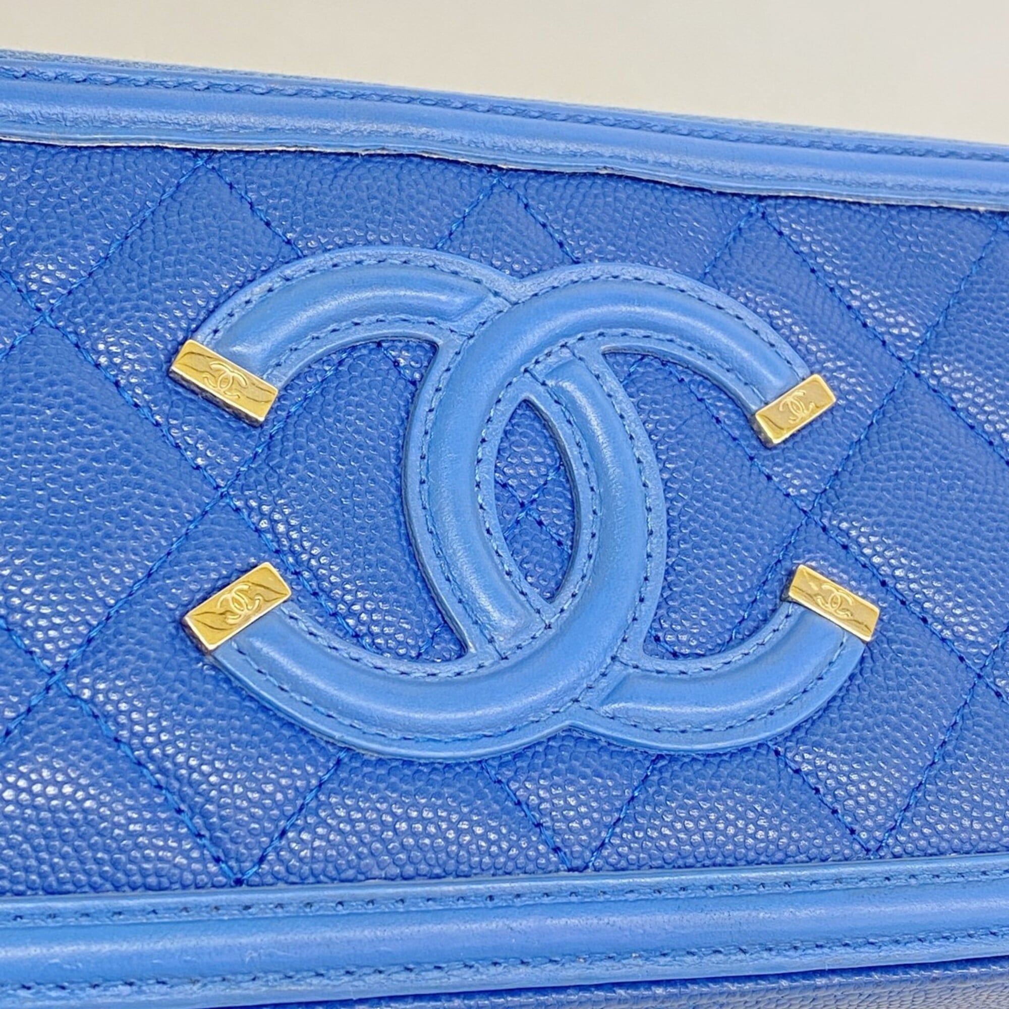 Chanel Blue Grained Calfskin Pochette (Pre-Owned)