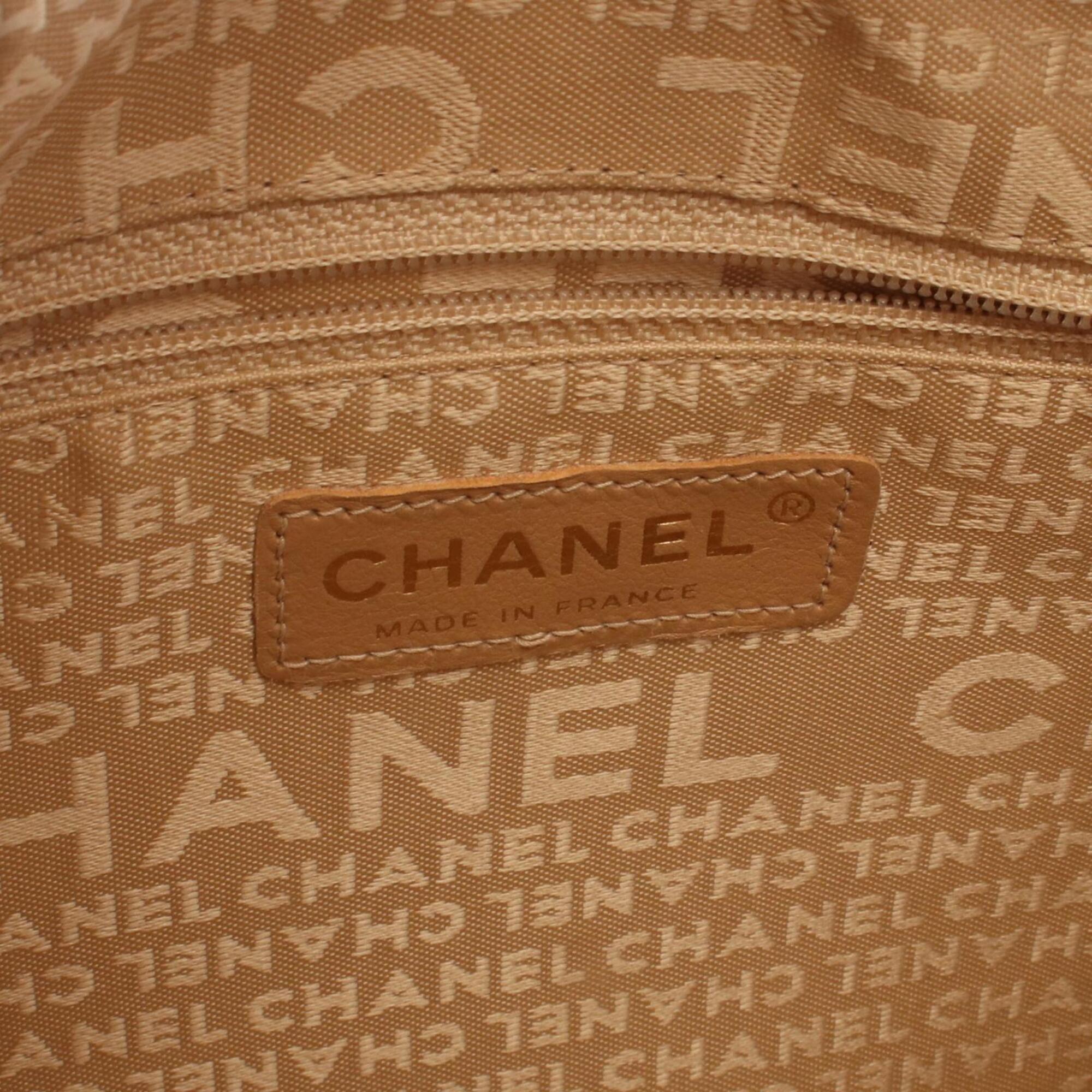 Chanel Brown Leather Handbag Shoulder Bag (Pre-Owned)