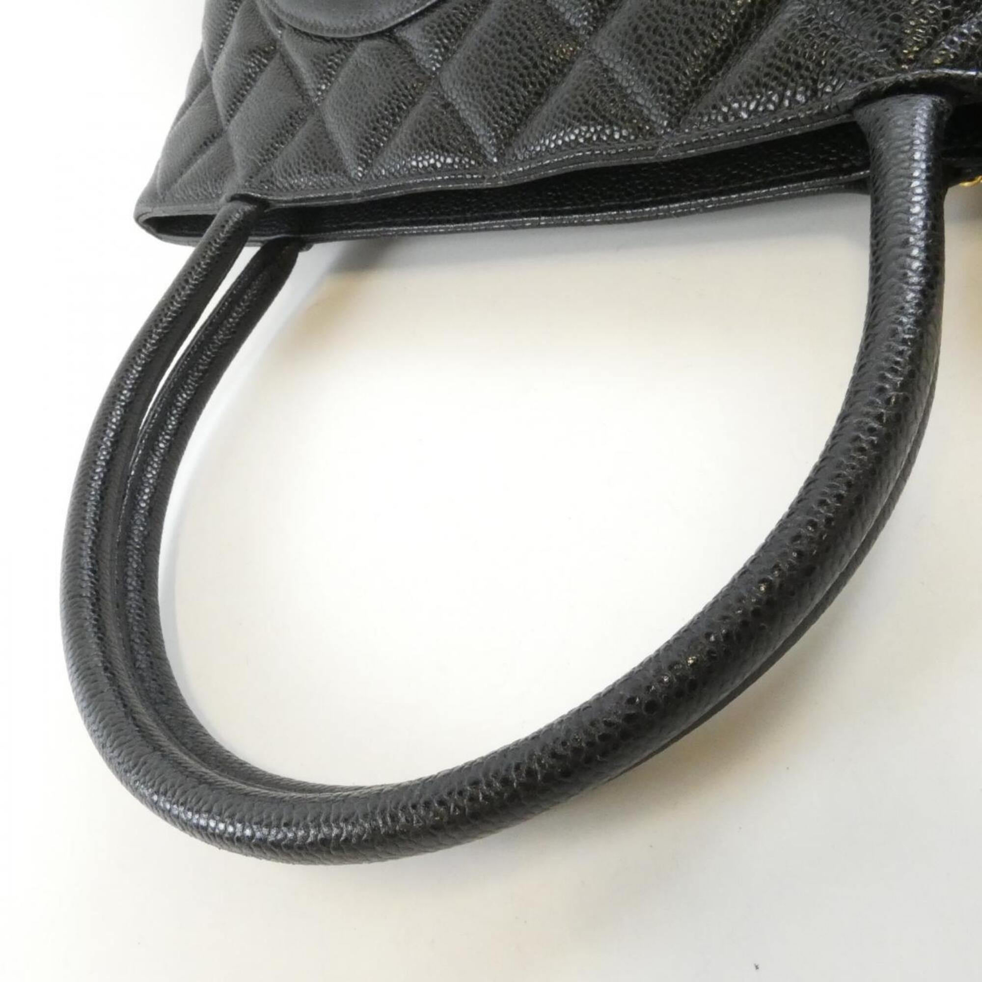 Chanel Black Grained Calfskin Handbag (Pre-Owned)