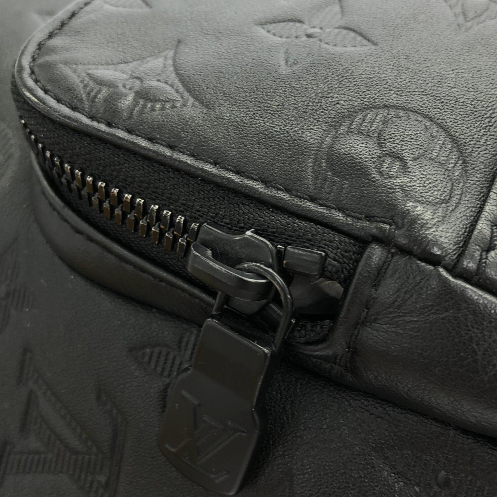 Louis Vuitton Black Leather Shoulder Bag (Pre-Owned)