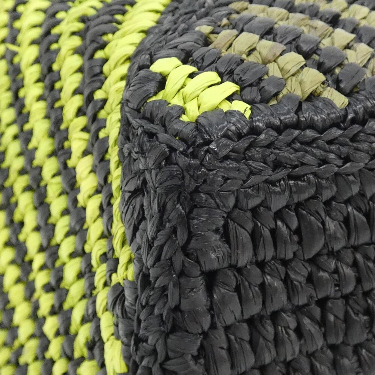 Loewe Green Olive Raffia Leather Handbag (Pre-Owned)