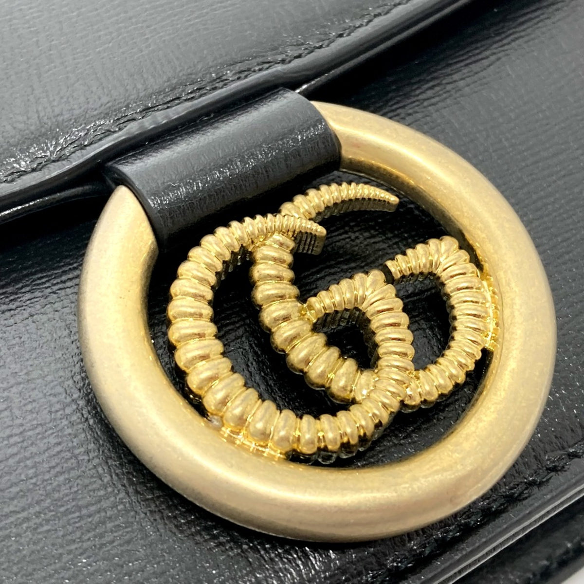 Gucci Black Leather Shoulder Bag (Pre-Owned)