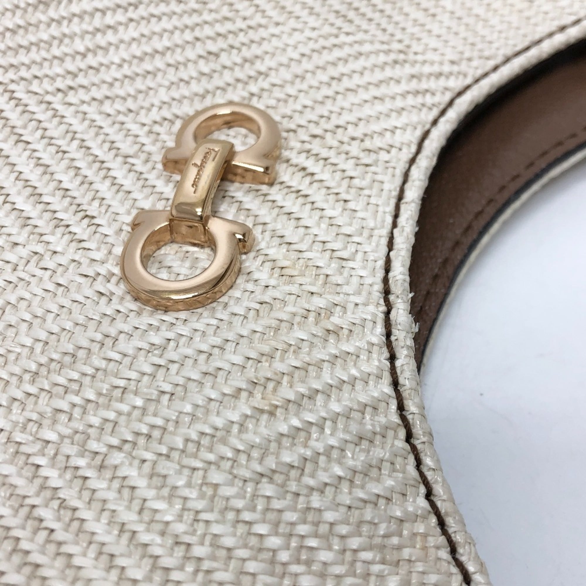 Salvatore Ferragamo Beige Canvas Tote Bag (Pre-Owned)