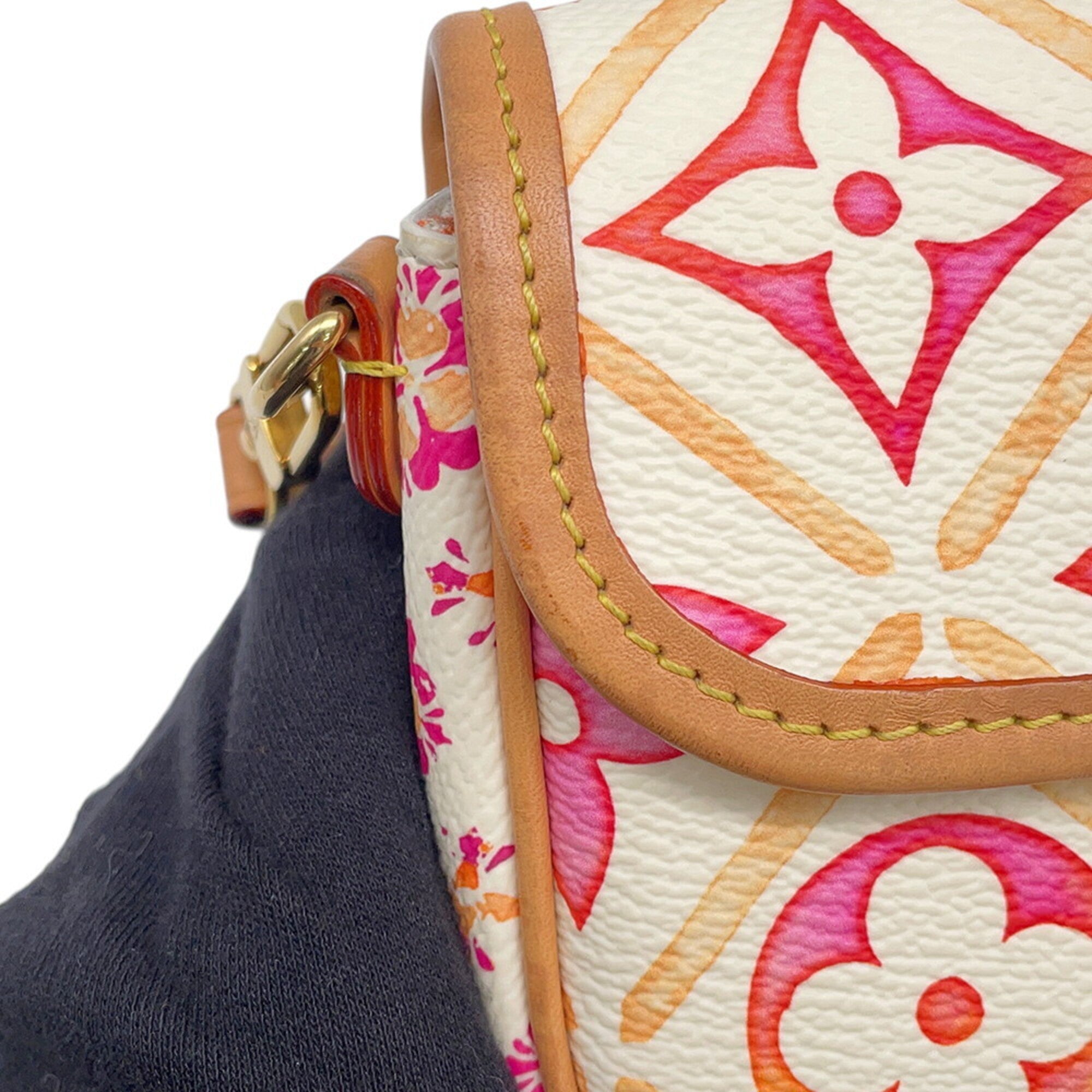 Louis Vuitton Monogram White Monogram Handbag (Pre-Owned)