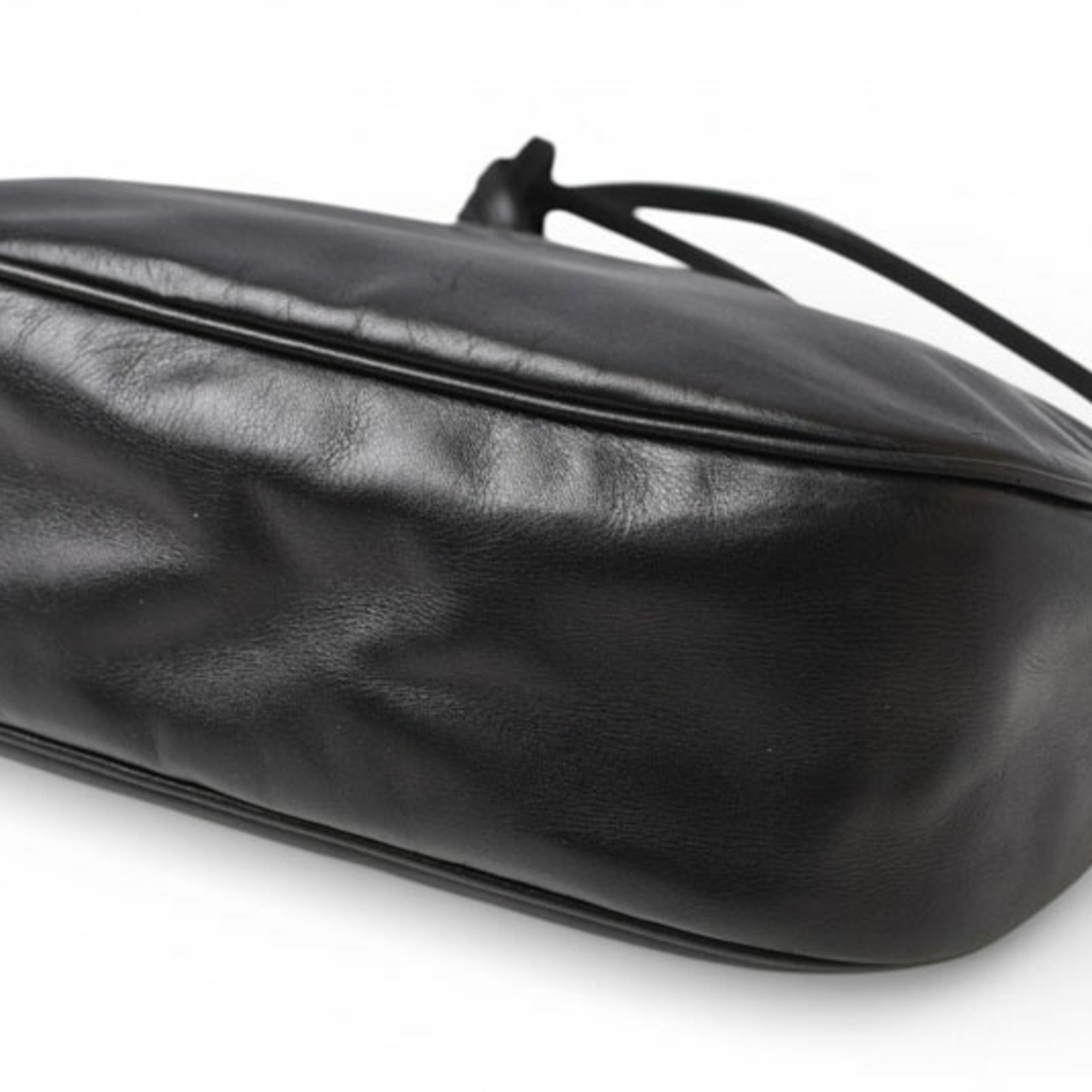 Loewe Black Leather Shoulder Bag (Pre-Owned)