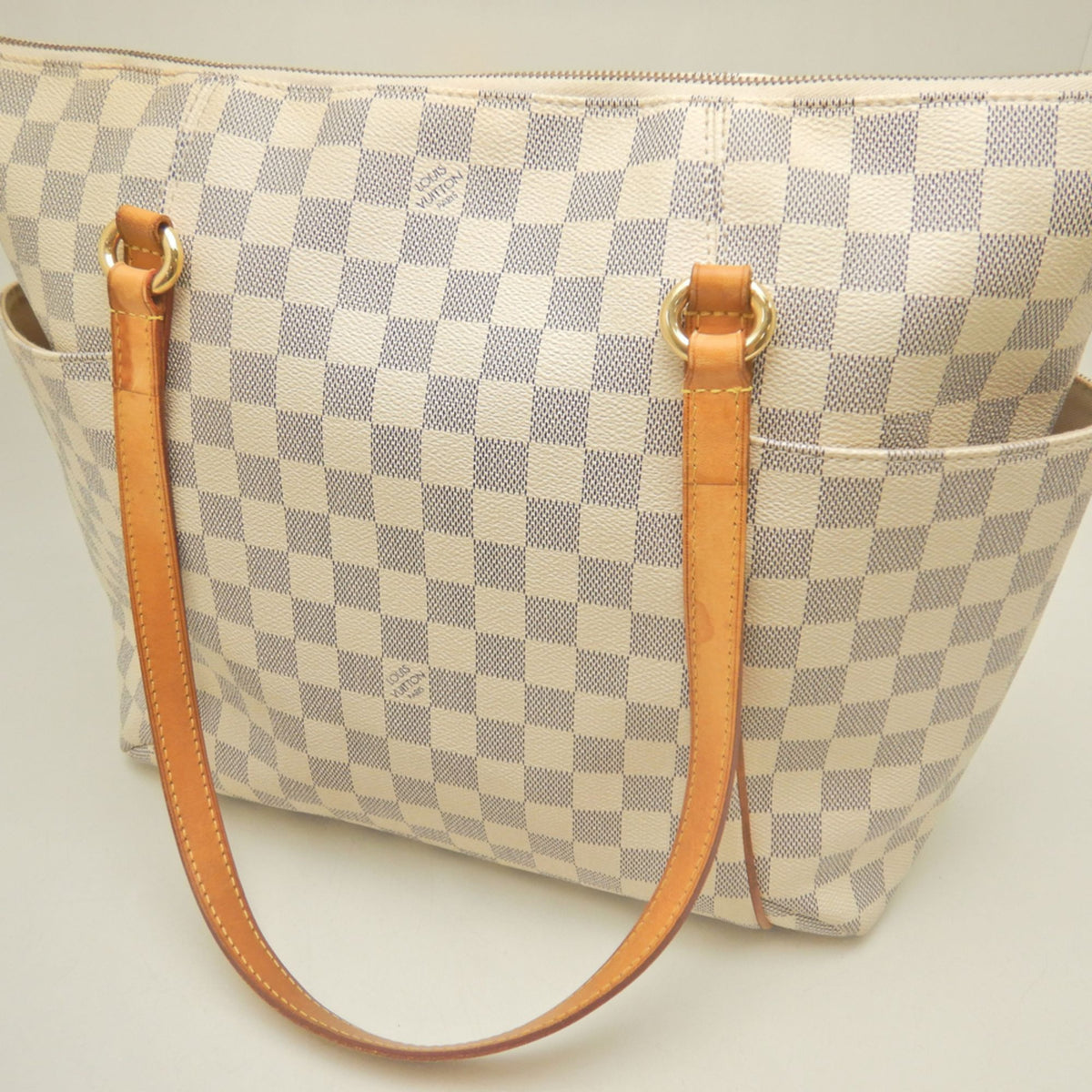 Louis Vuitton Azur White Damier Azur Tote Bag (Pre-Owned)