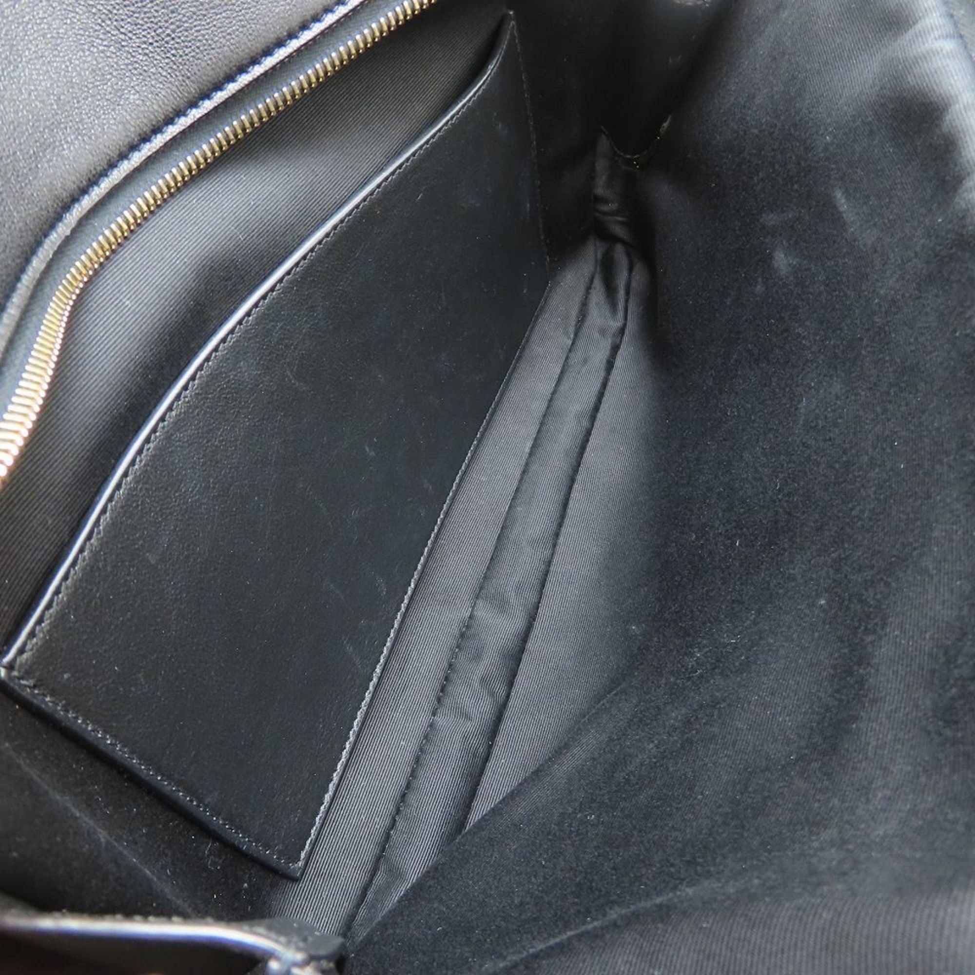 Yves Saint Laurent Black Leather Handbag (Pre-Owned)