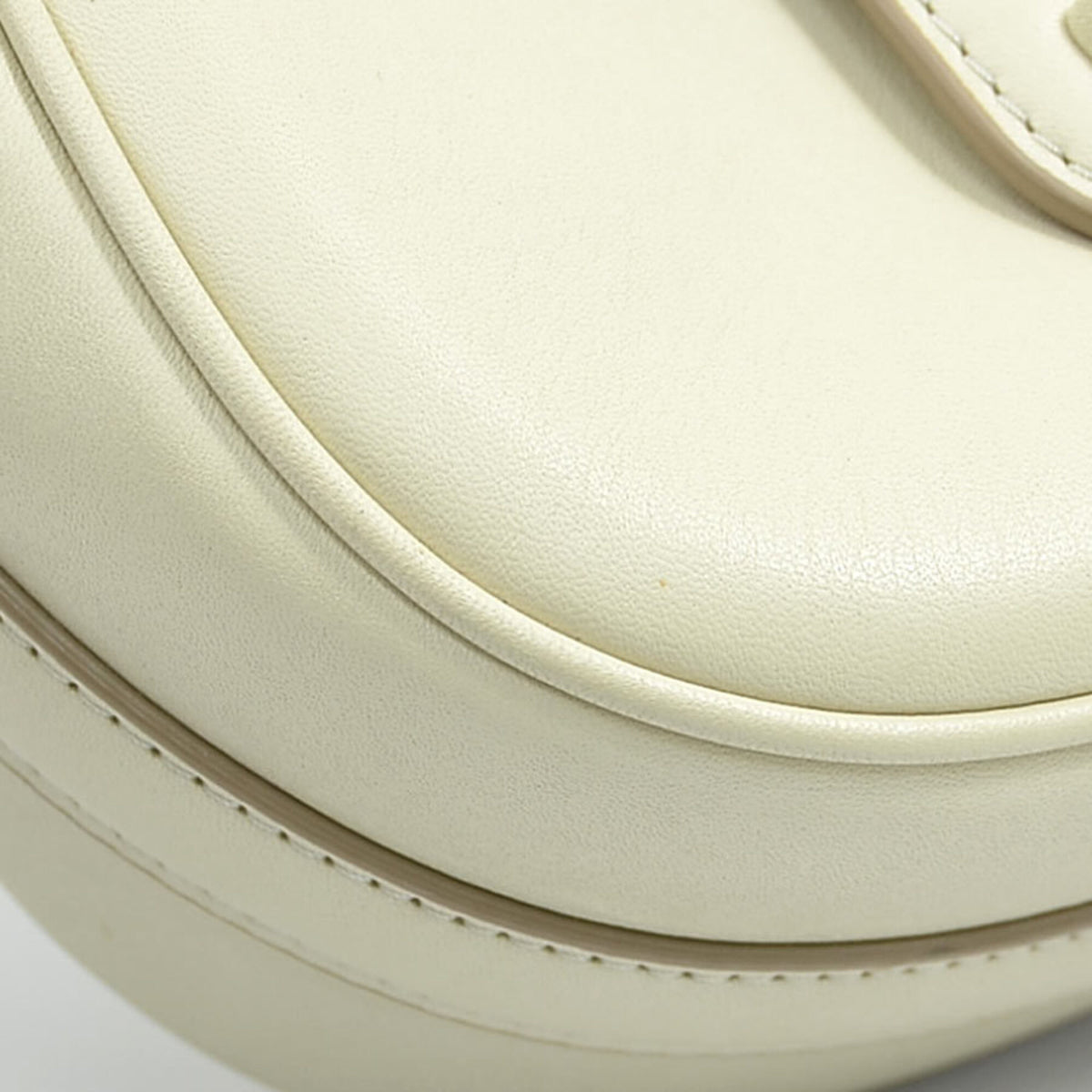 Marc Jacobs Ivory Leather Saddle Bag Shoulder Bag (Pre-Owned)