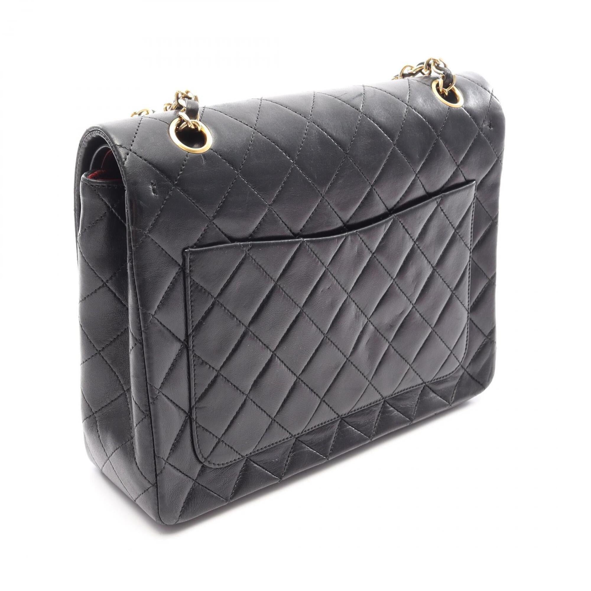 Chanel Black Leather Handbag Shoulder Bag (Pre-Owned)