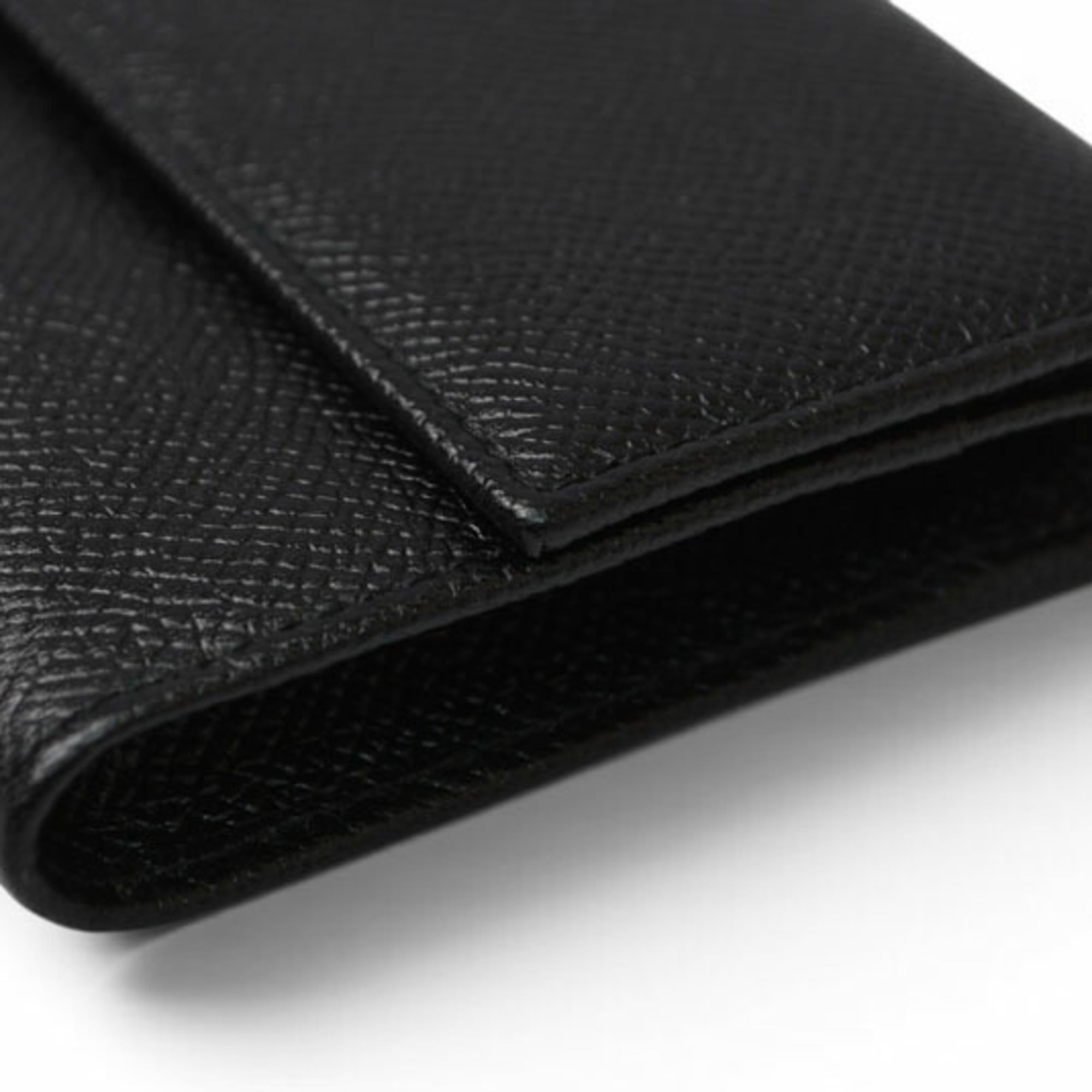 Bvlgari Black Leather Long Wallet (Bi-Fold) (Pre-Owned)
