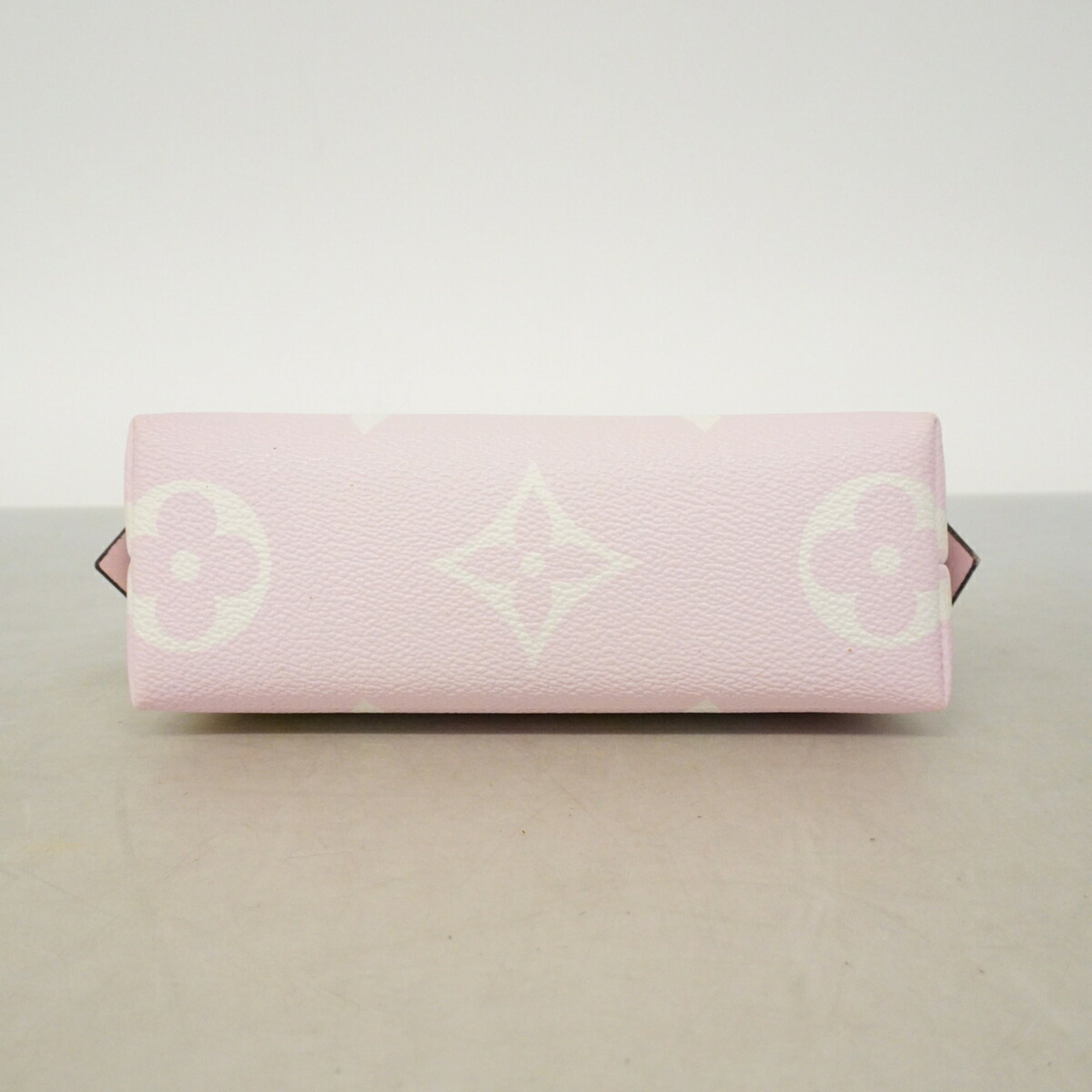 Louis Vuitton Multi-Color Pouch (Pre-Owned)
