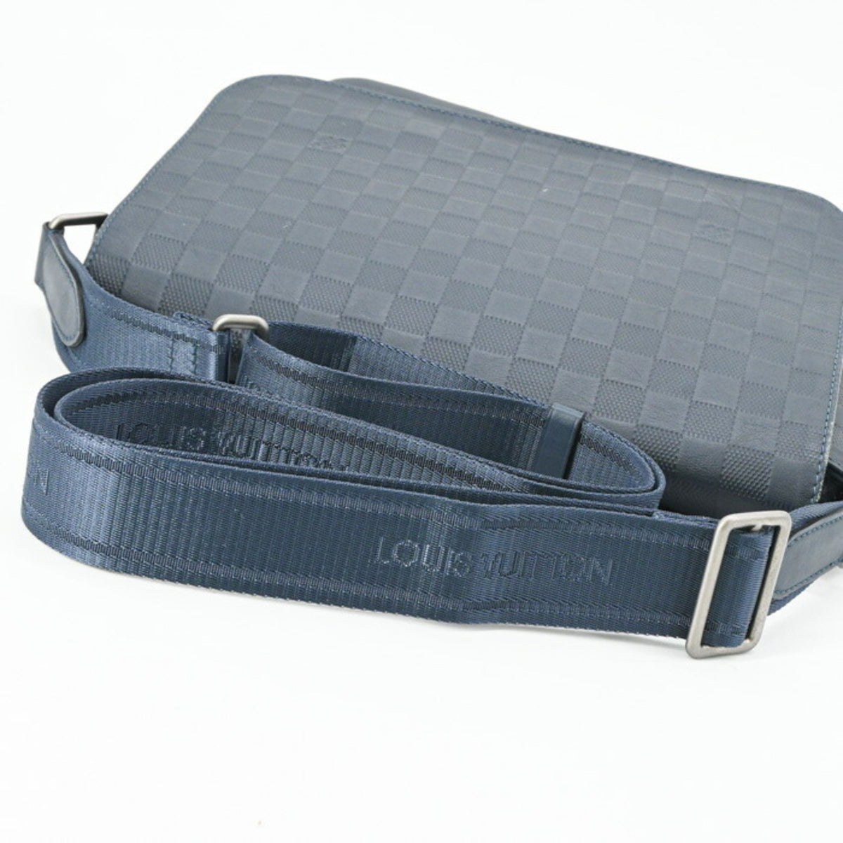 Louis Vuitton Damier Infini Navy Damier Infini Messenger Bag Shoulder Bag (Pre-Owned)