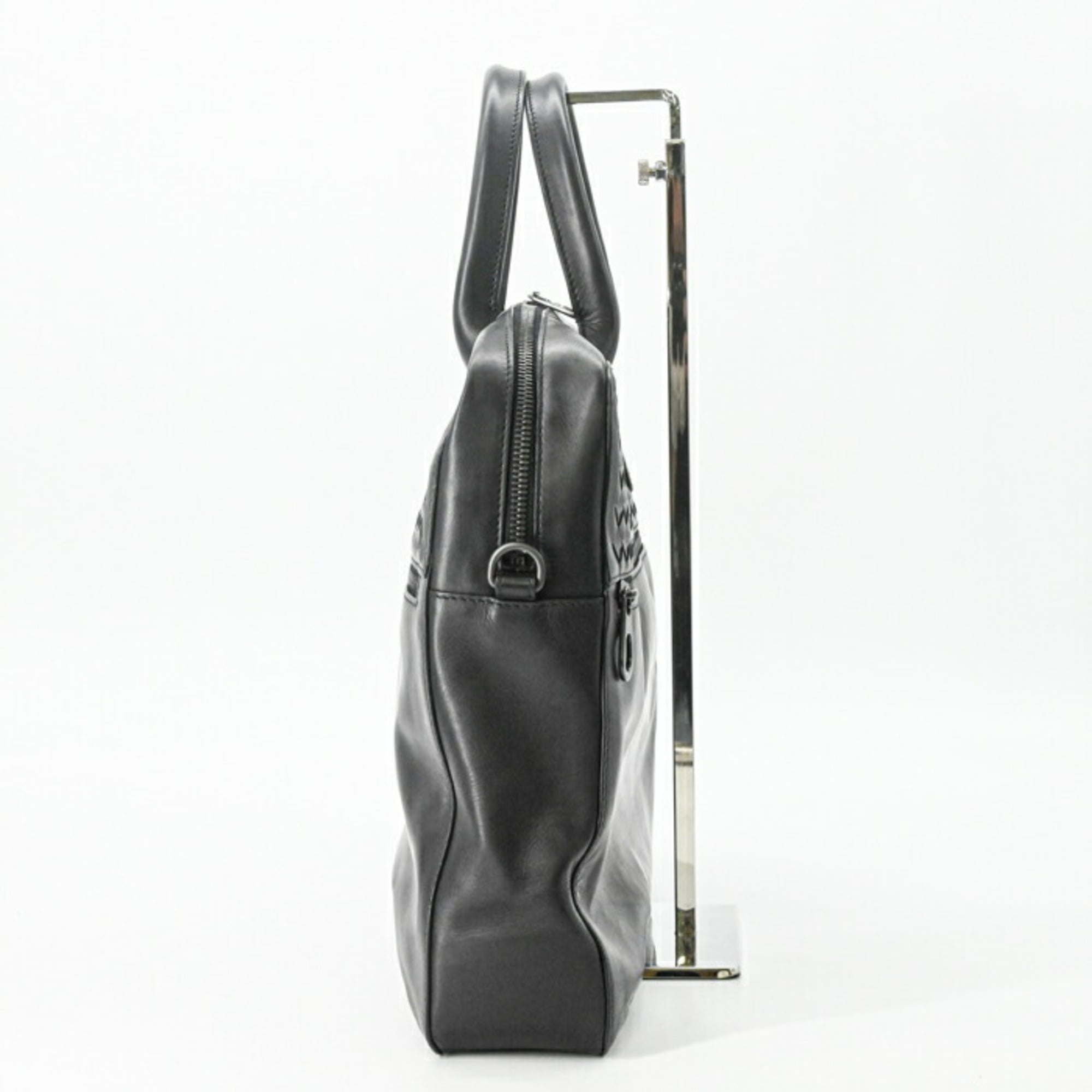 Bottega Veneta Black Intrecciato Leather Shoulder Bag (Pre-Owned)