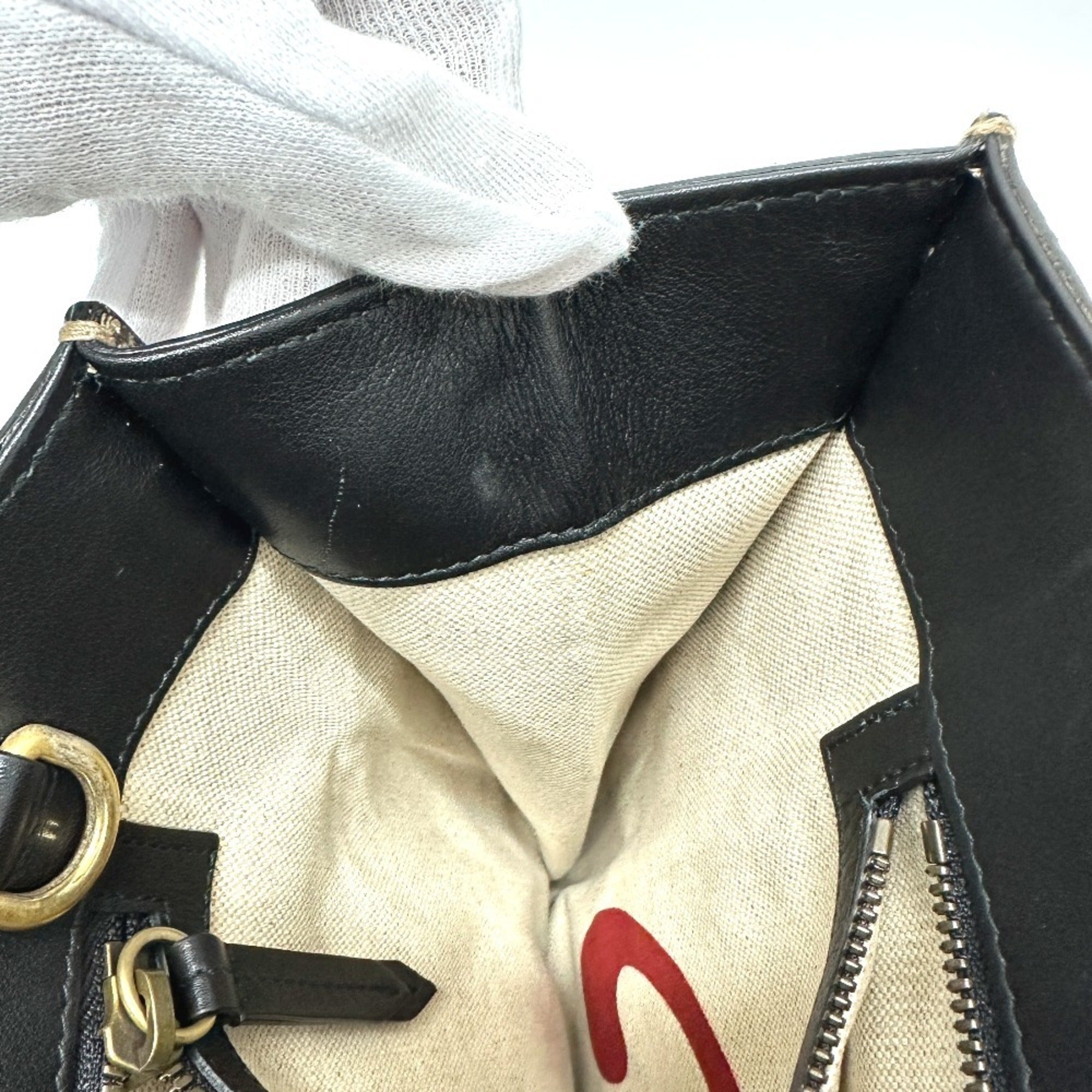Gucci Beige Gg Supreme Handbag Shoulder Bag (Pre-Owned)