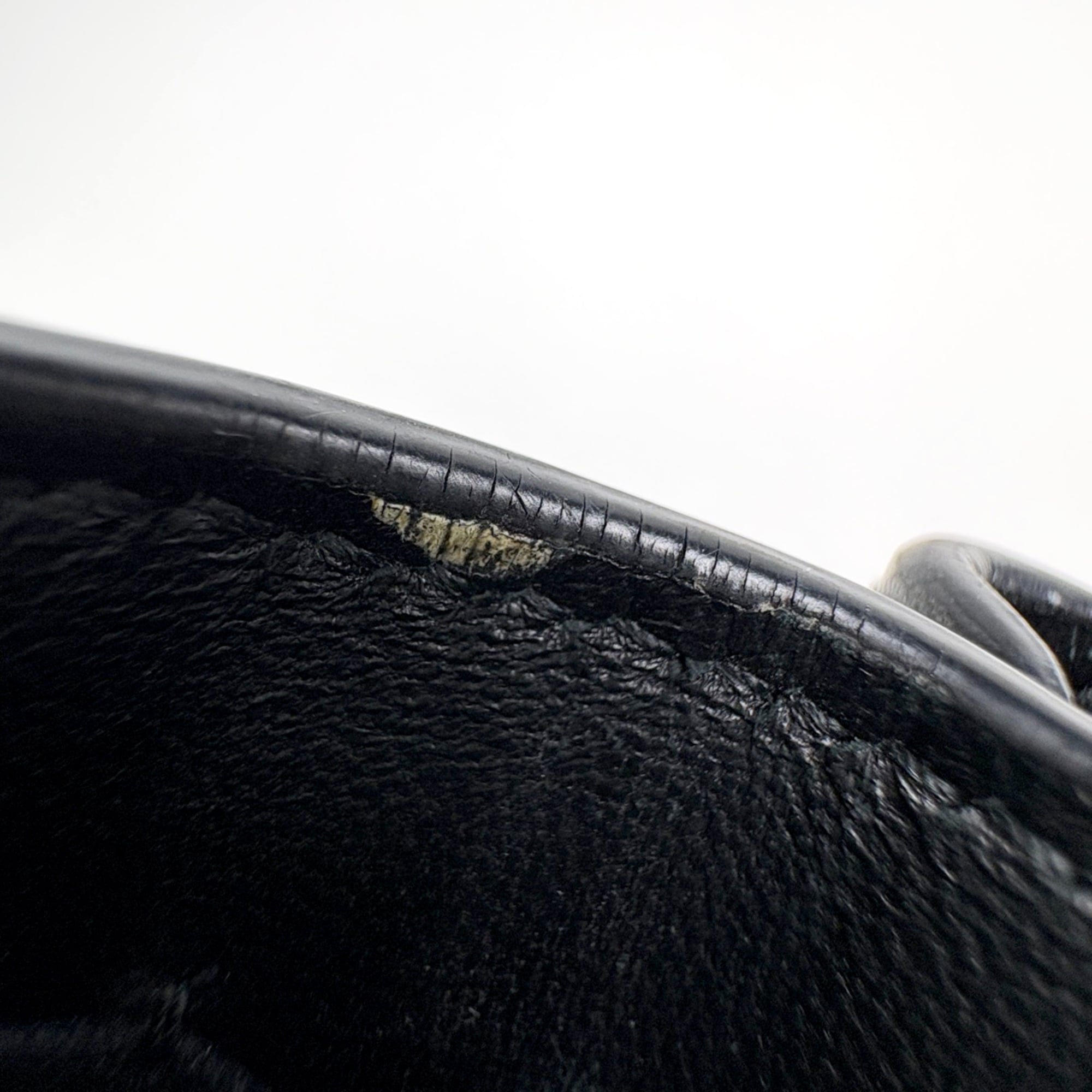 Balenciaga Black Leather Checkbook Holder (Pre-Owned)