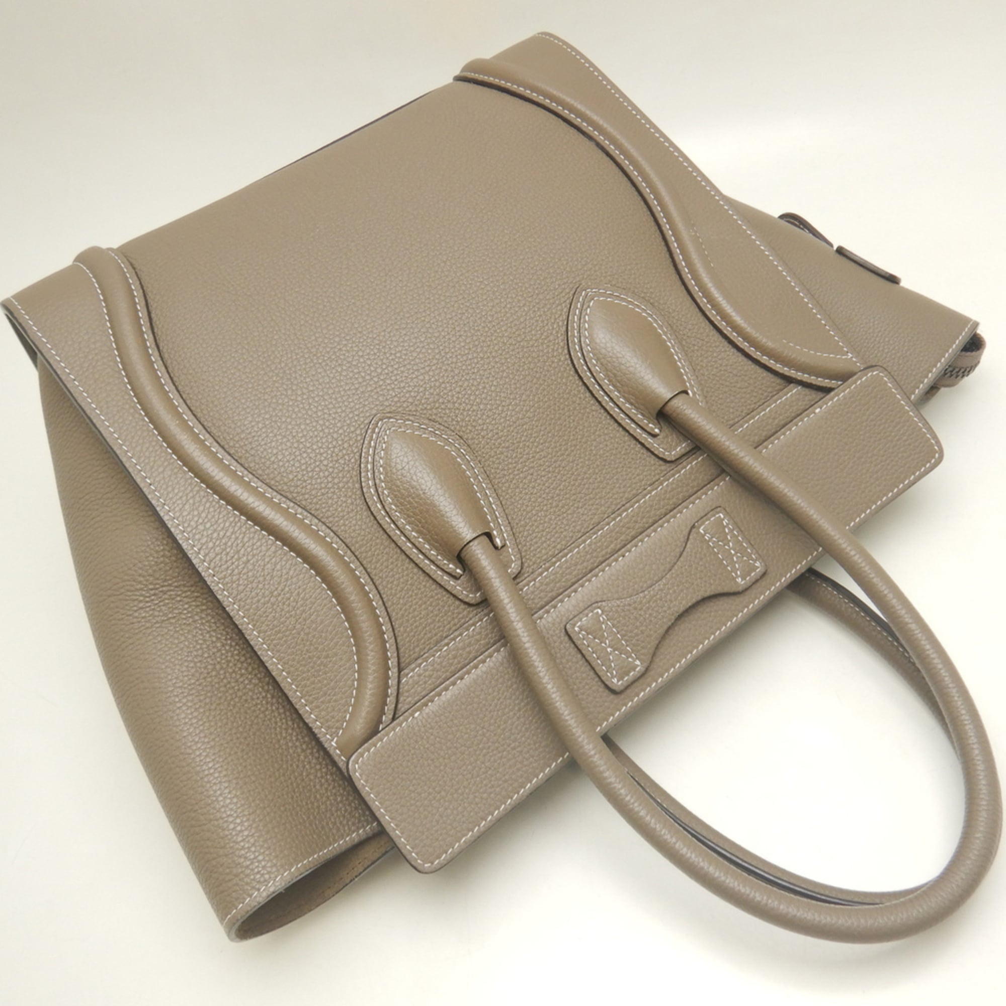 Celine Silver Leather Handbag (Pre-Owned)