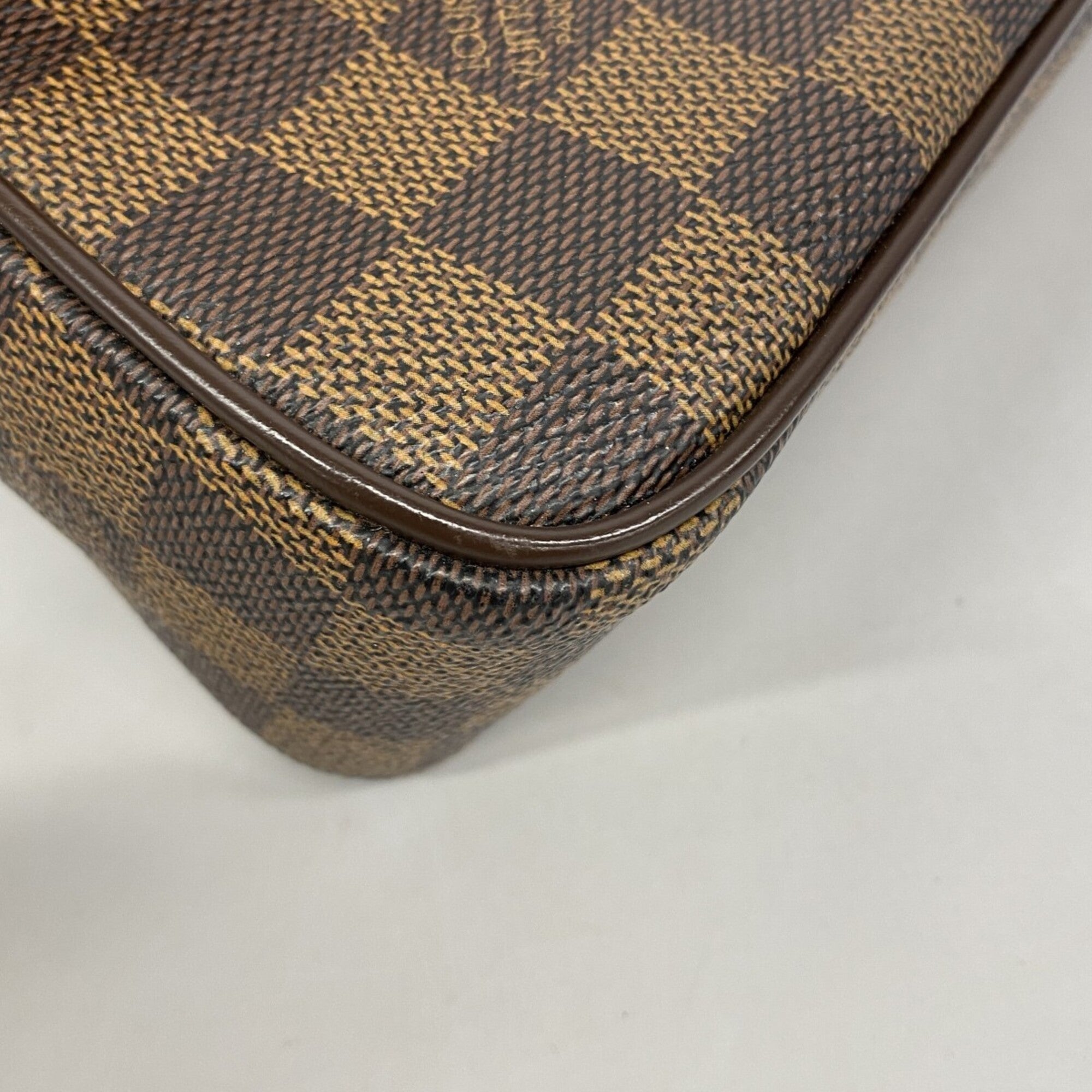 Louis Vuitton Ebene Handbag (Pre-Owned)