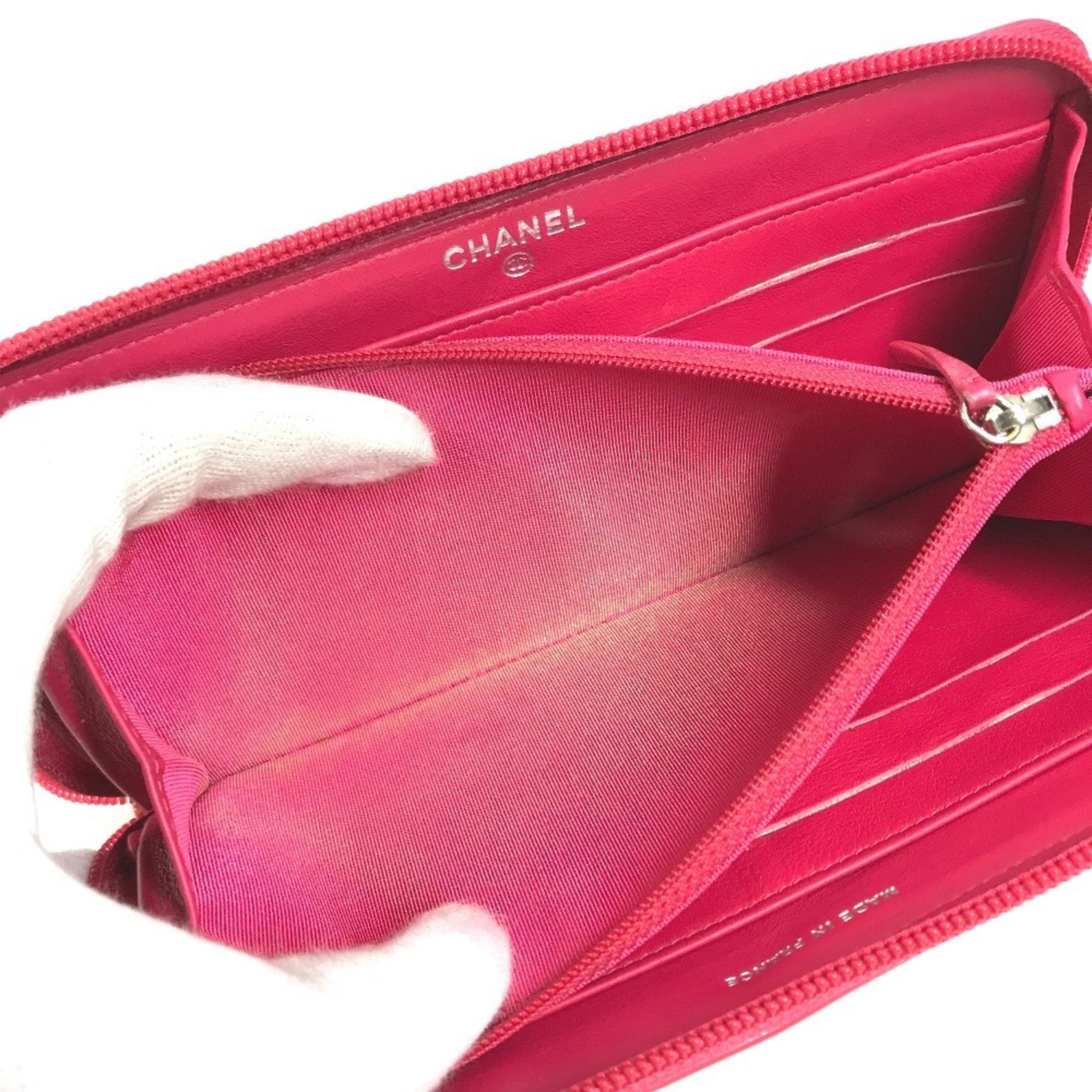 Chanel Pink White Long Wallet (Bi-Fold) (Pre-Owned)