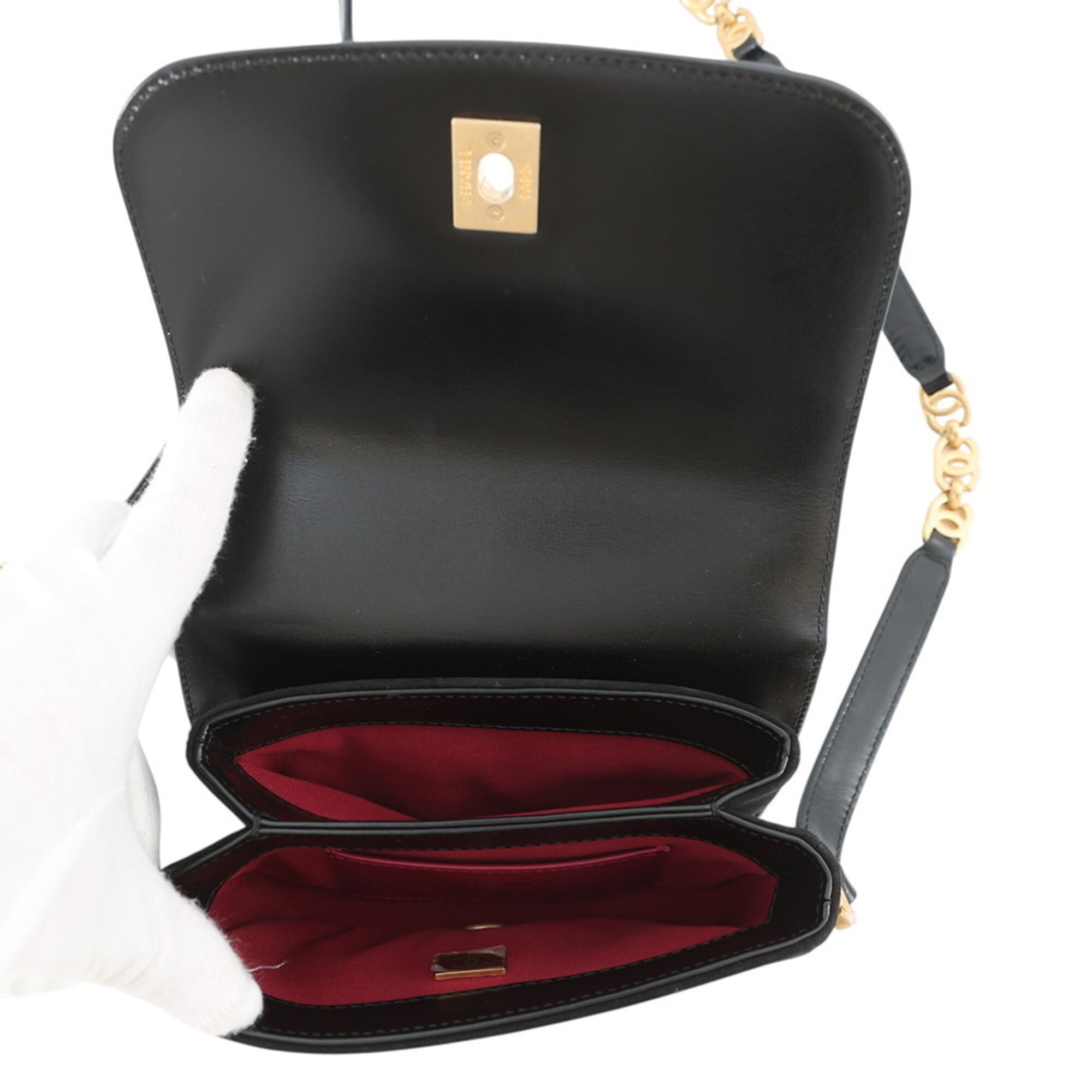 Chanel Black Suede Leather Shoulder Bag (Pre-Owned)