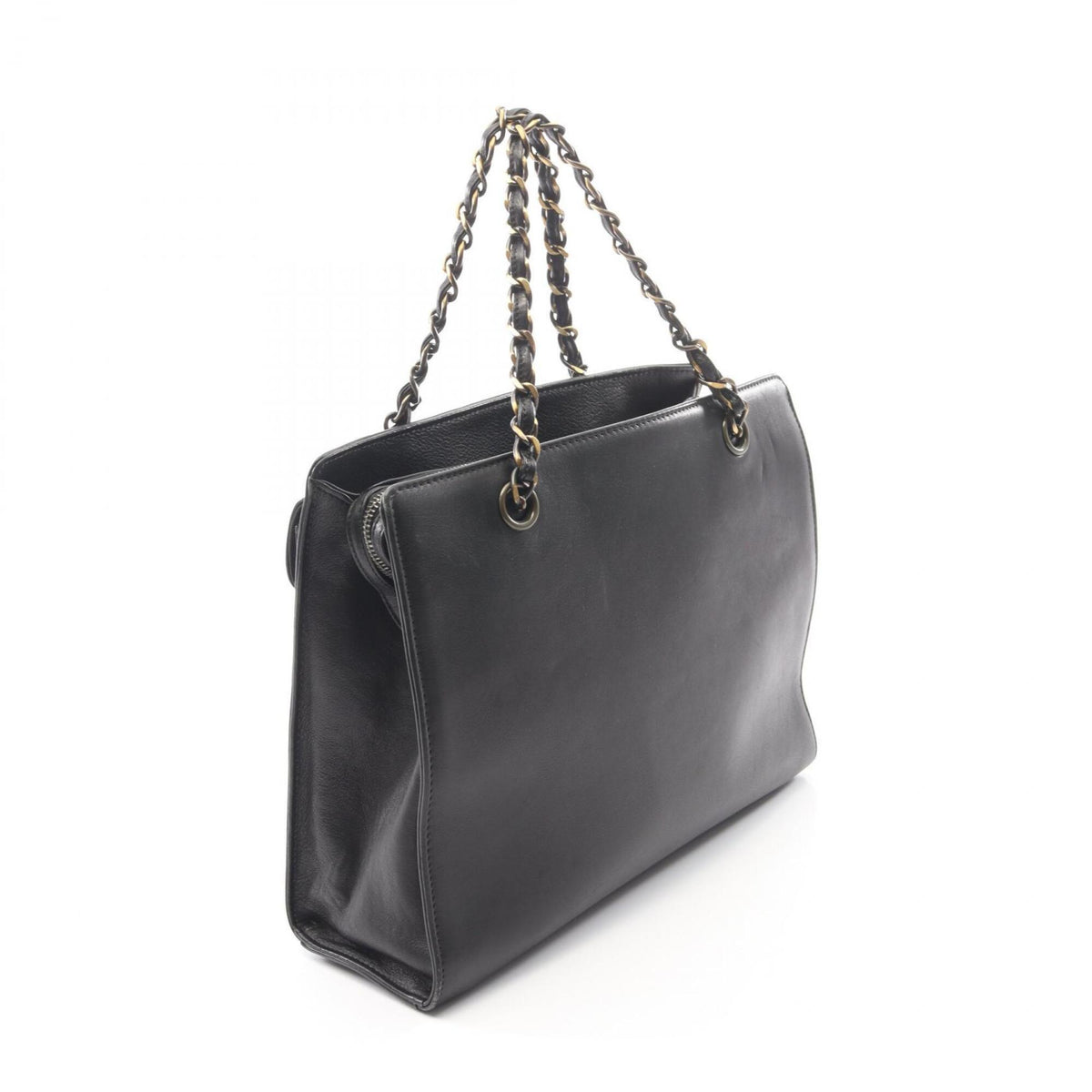 Chanel Black Leather Handbag (Pre-Owned)