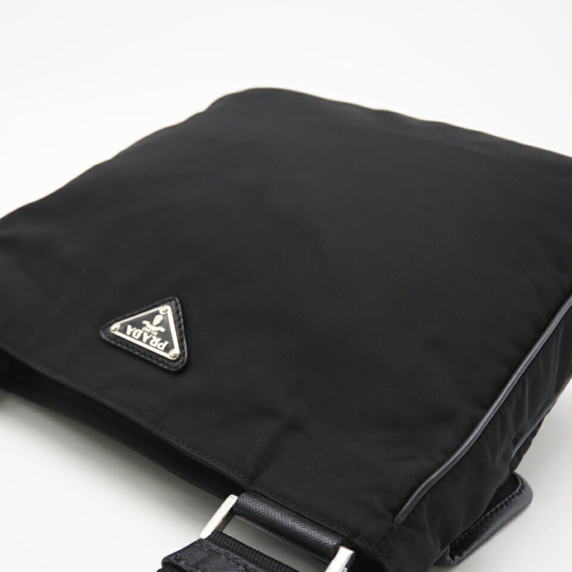 Prada Black Nero Nylon Leather Shoulder Bag (Pre-Owned)