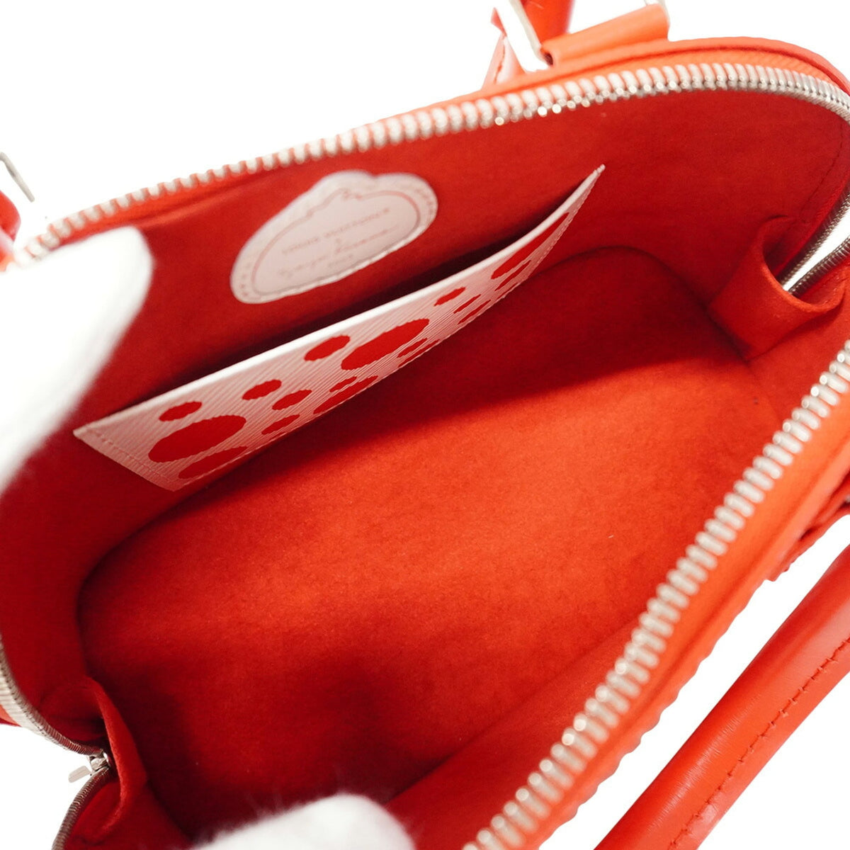 Louis Vuitton Blanc Rouge Handbag (Pre-Owned)
