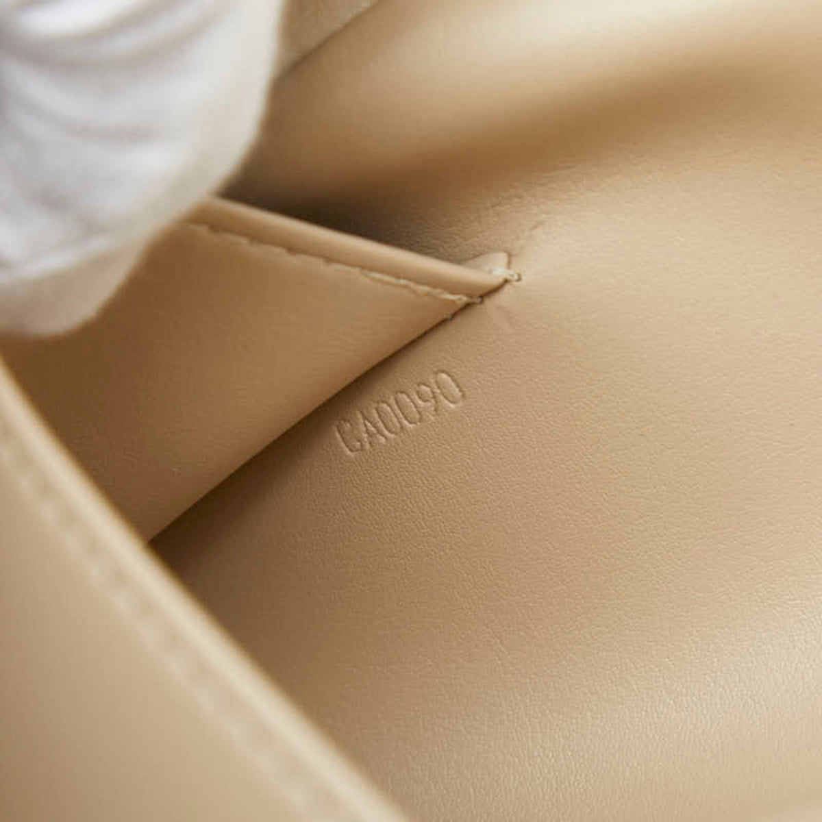 Louis Vuitton Monogram Vernis Beige Patent Leather Shoulder Bag (Pre-Owned)