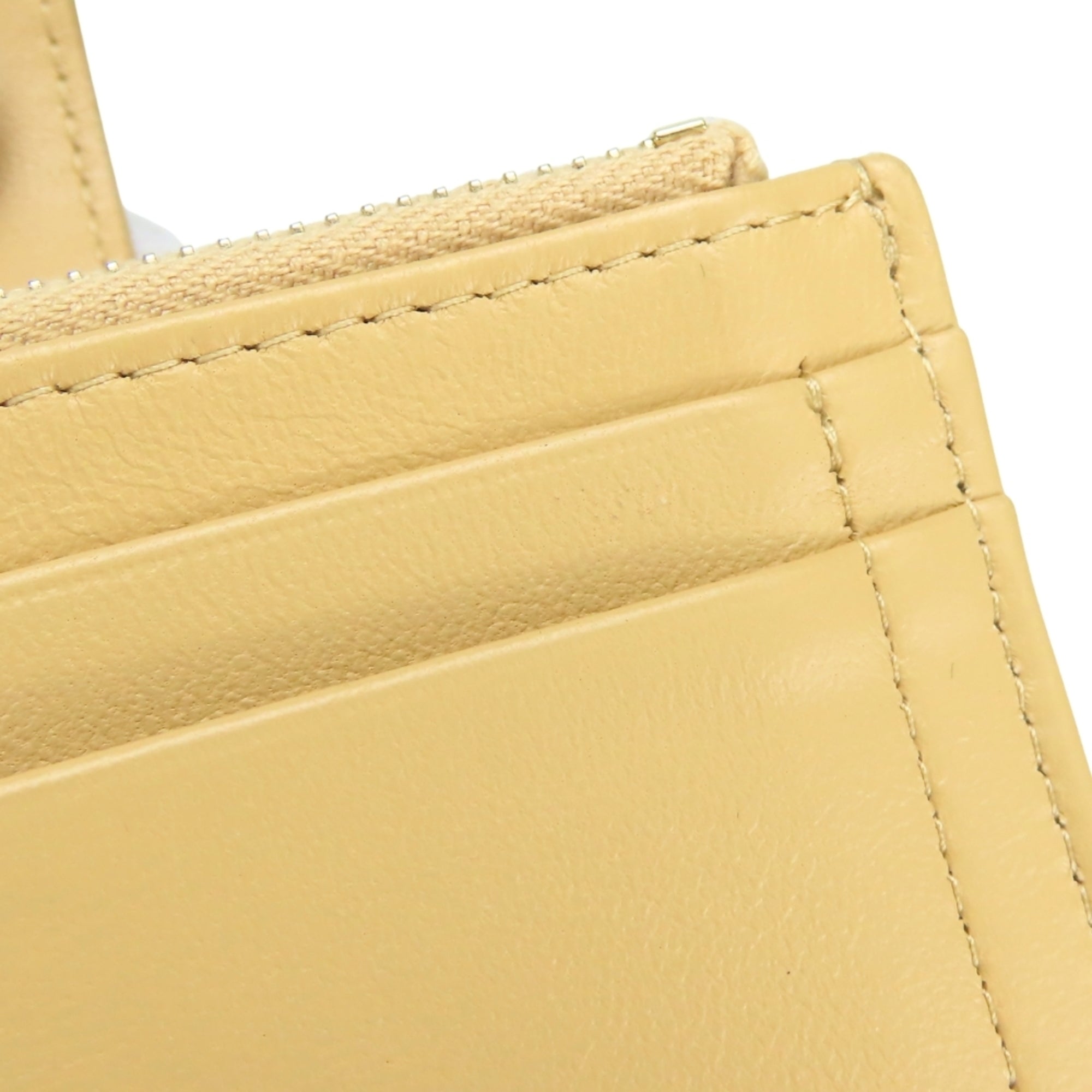 Chanel Beige Leather Coin Purse/Coin Case (Pre-Owned)