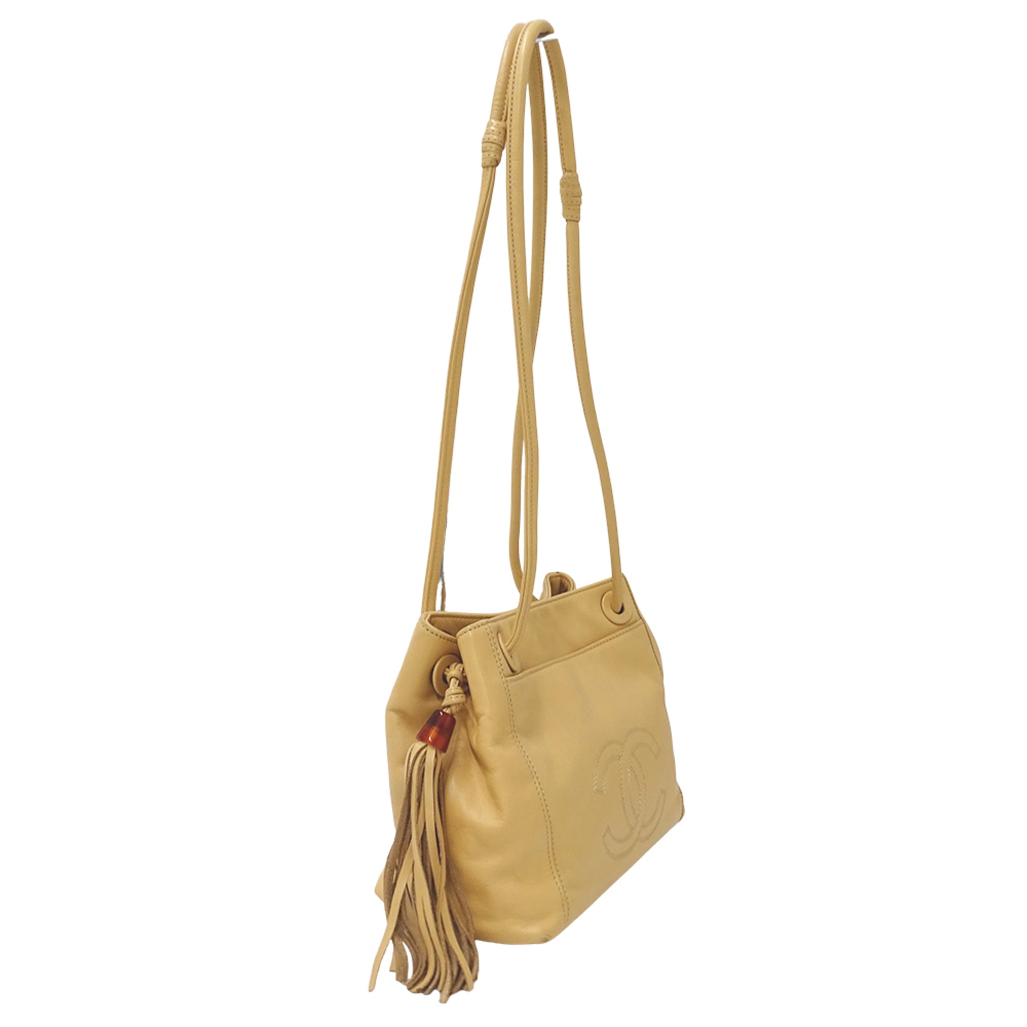 Chanel Beige Leather Handbag Shoulder Bag (Pre-Owned)