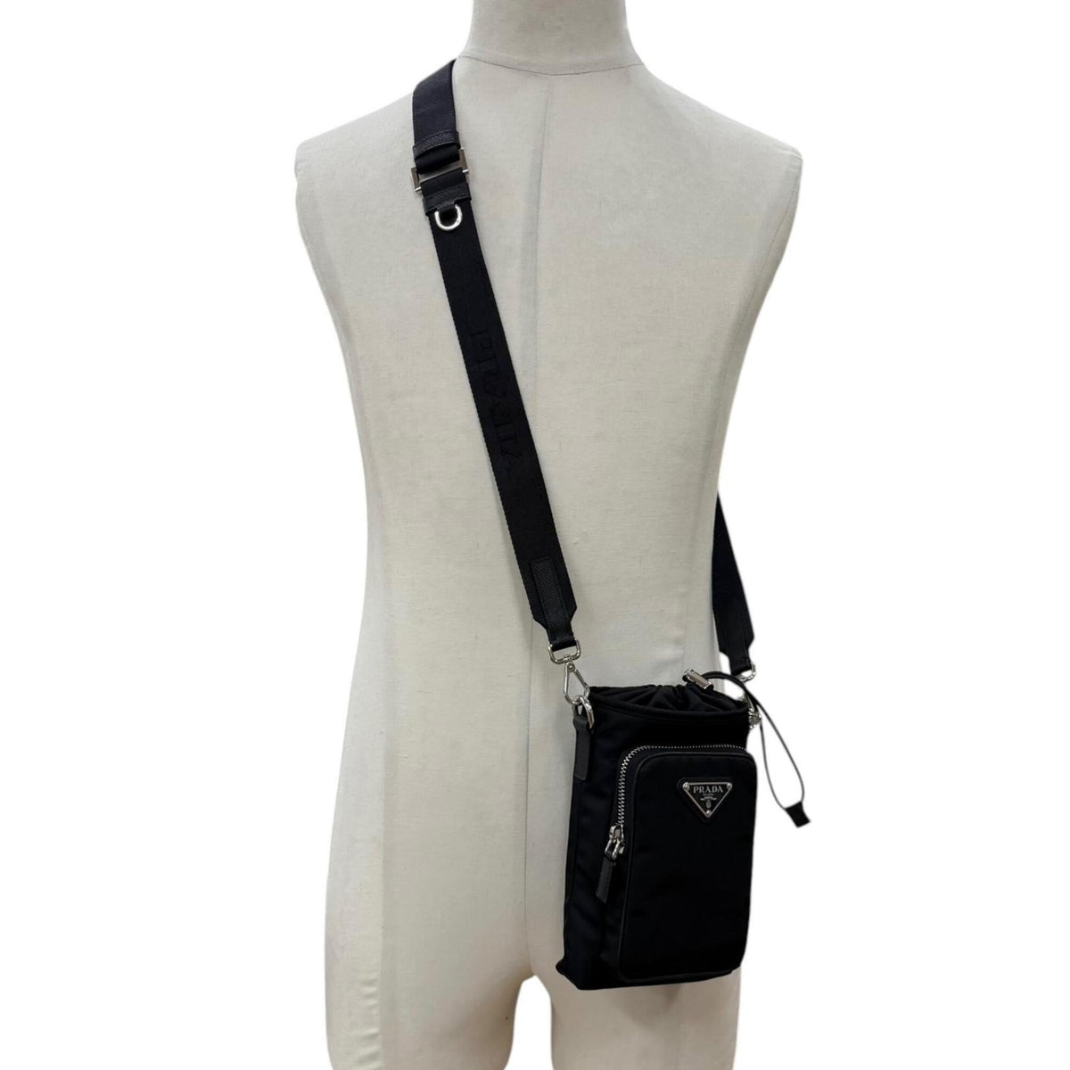 Prada Black Nylon Leather Shoulder Bag (Pre-Owned)