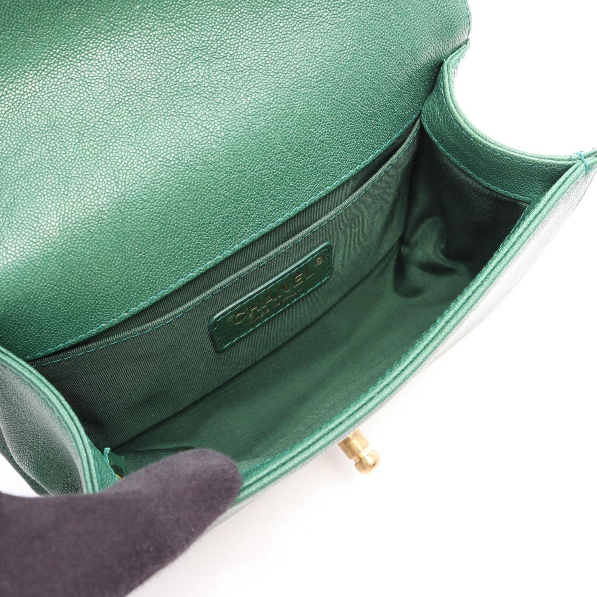 Chanel Green Grained Calfskin Handbag Shoulder Bag (Pre-Owned)