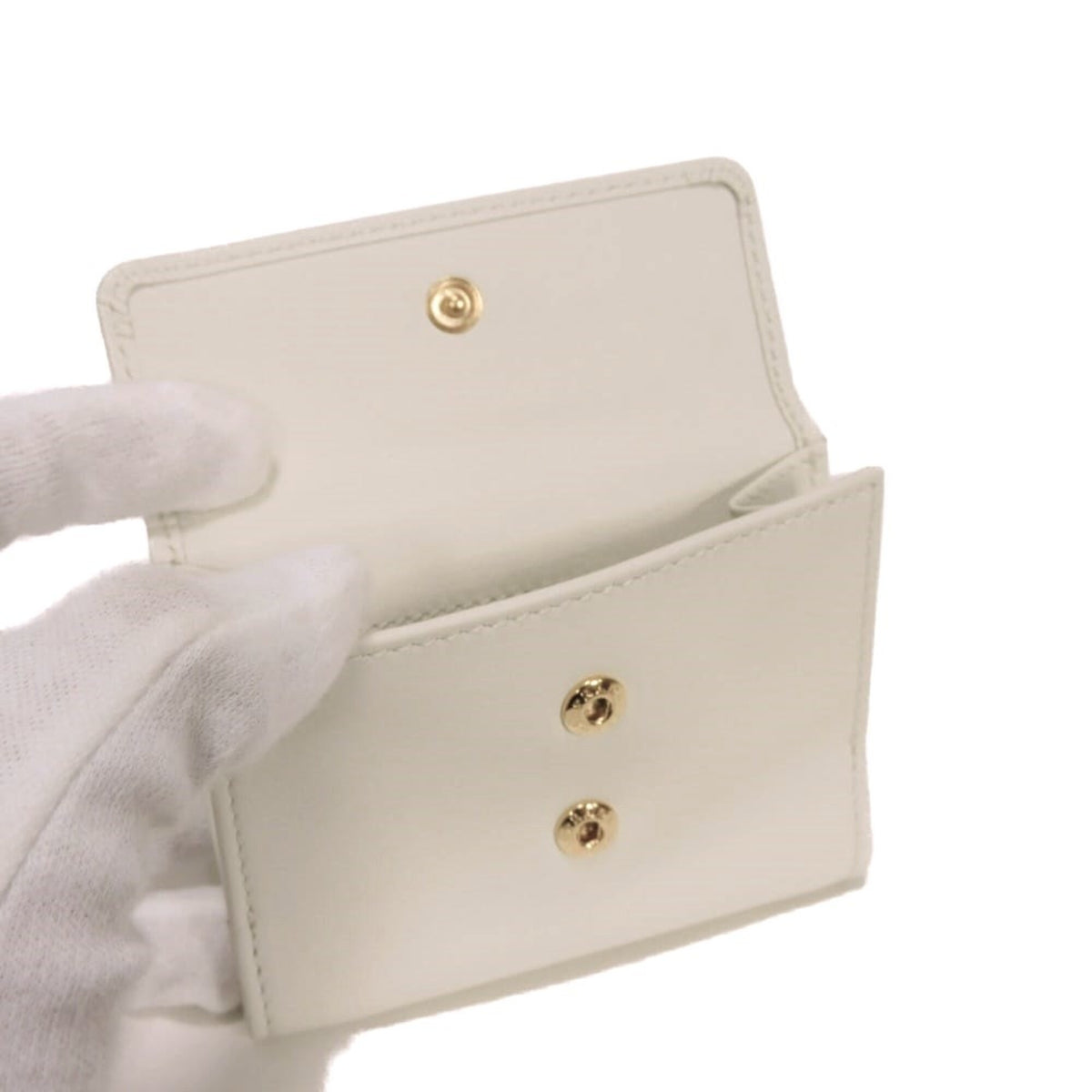 Prada White Wallet (Tri-Fold) (Pre-Owned)