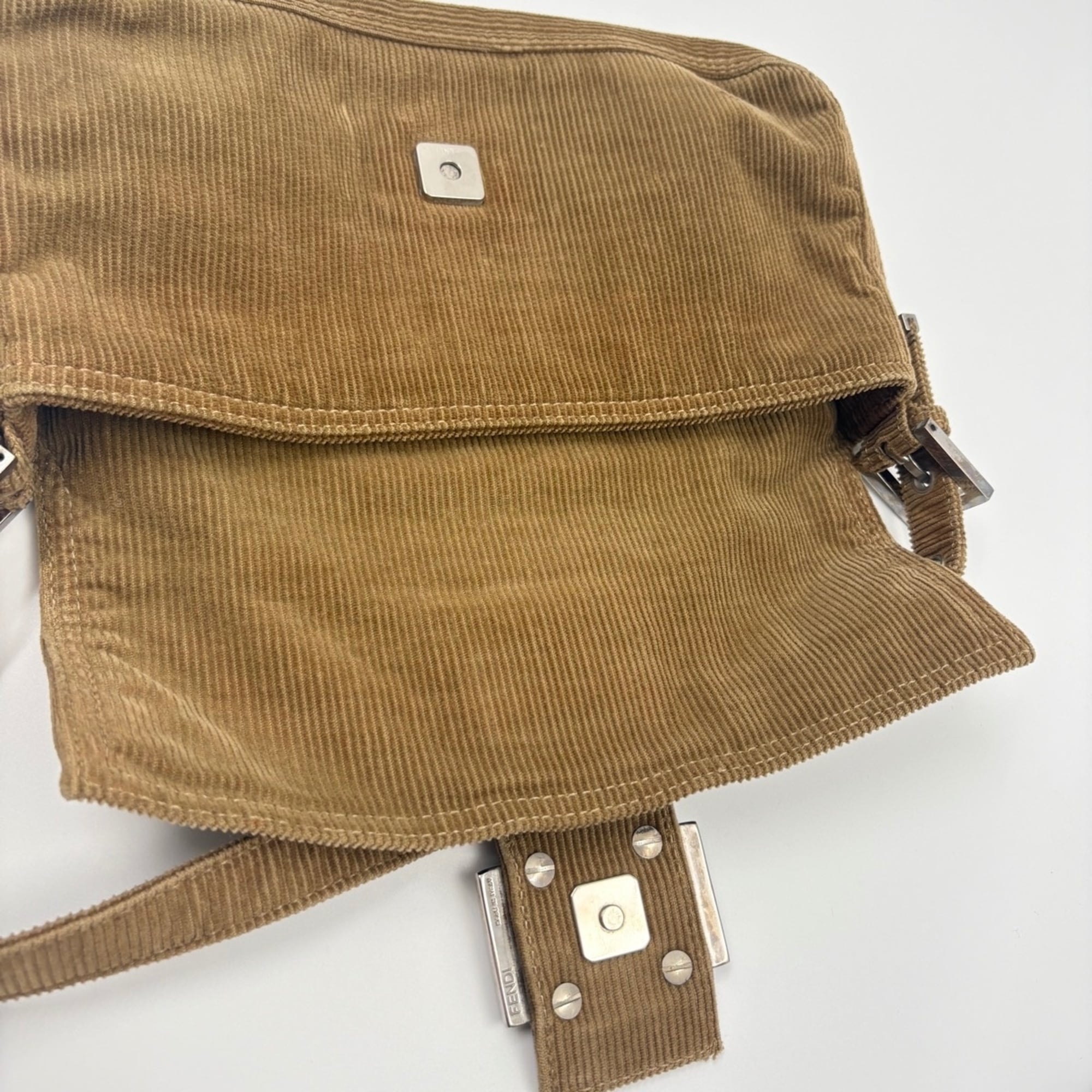 Fendi Khaki Handbag (Pre-Owned)