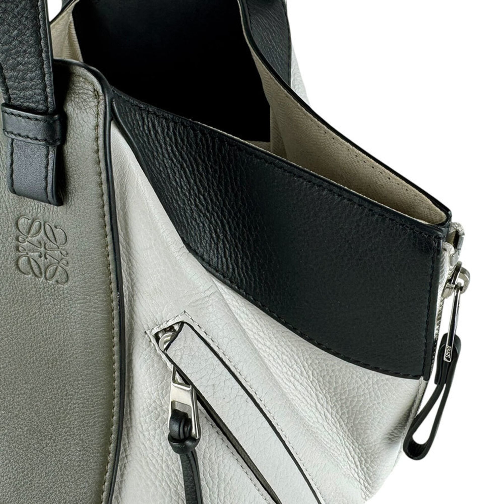 Loewe Black Khaki White Leather Handbag Shoulder Bag (Pre-Owned)