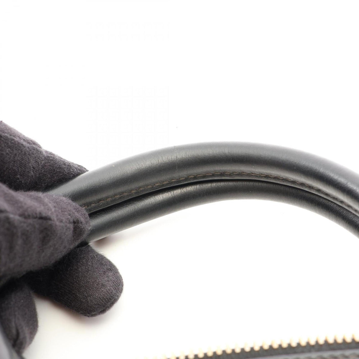 Prada Black Leather Handbag (Pre-Owned)