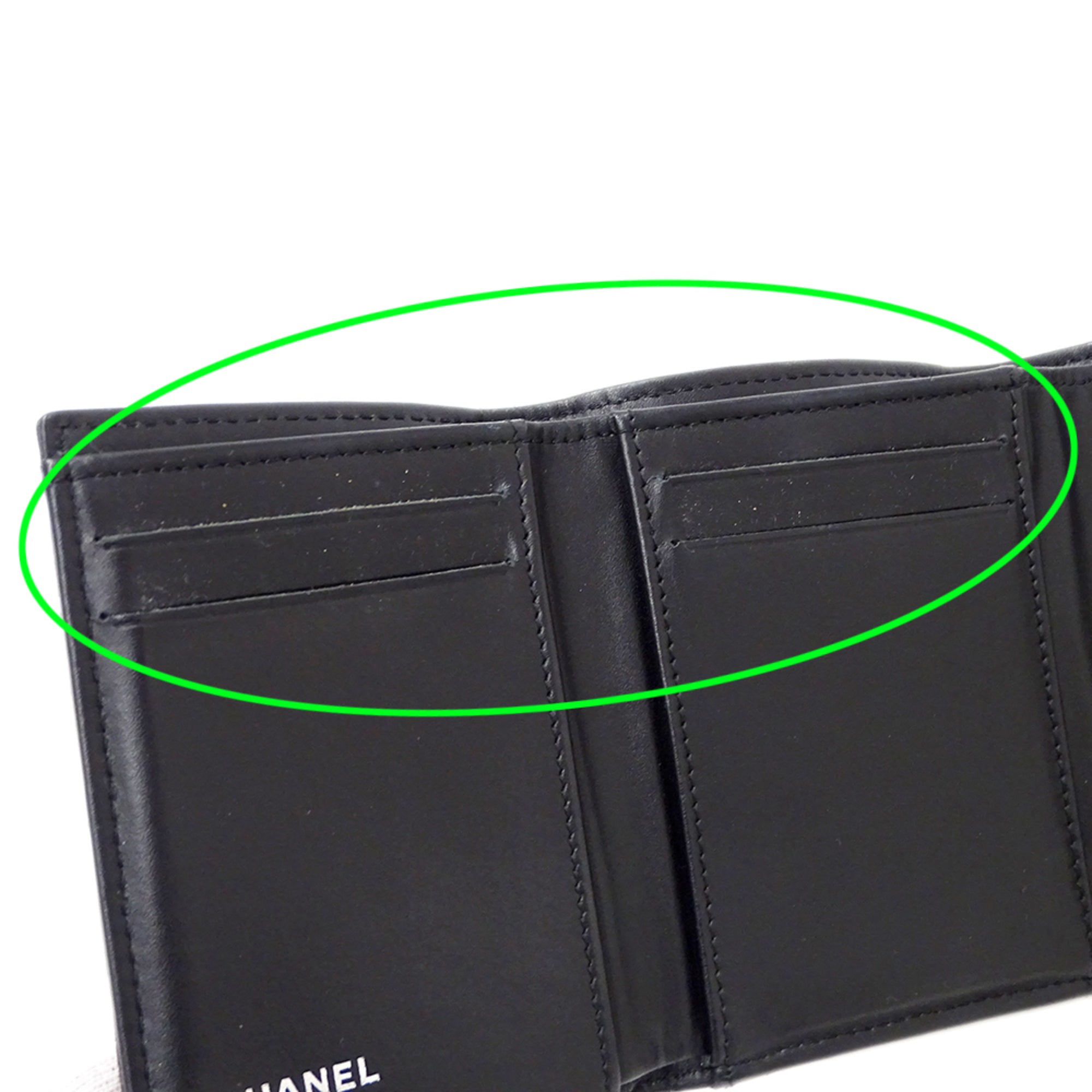 Chanel Black Grained Calfskin Wallet (Tri-Fold) (Pre-Owned)